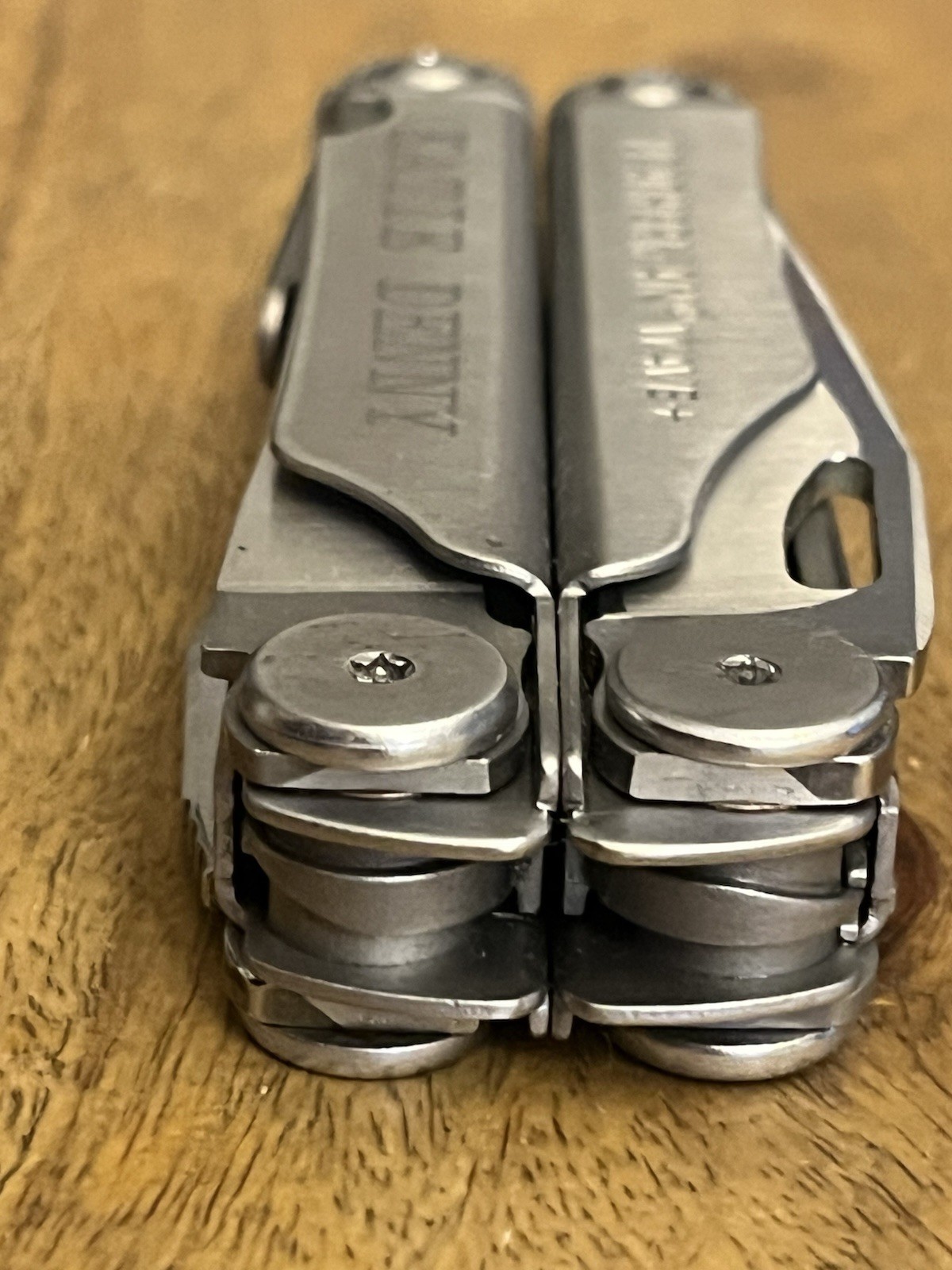 08/2023 Leatherman Wave Plus Multi-Tool Excellent Condition w/New Molle Sheath