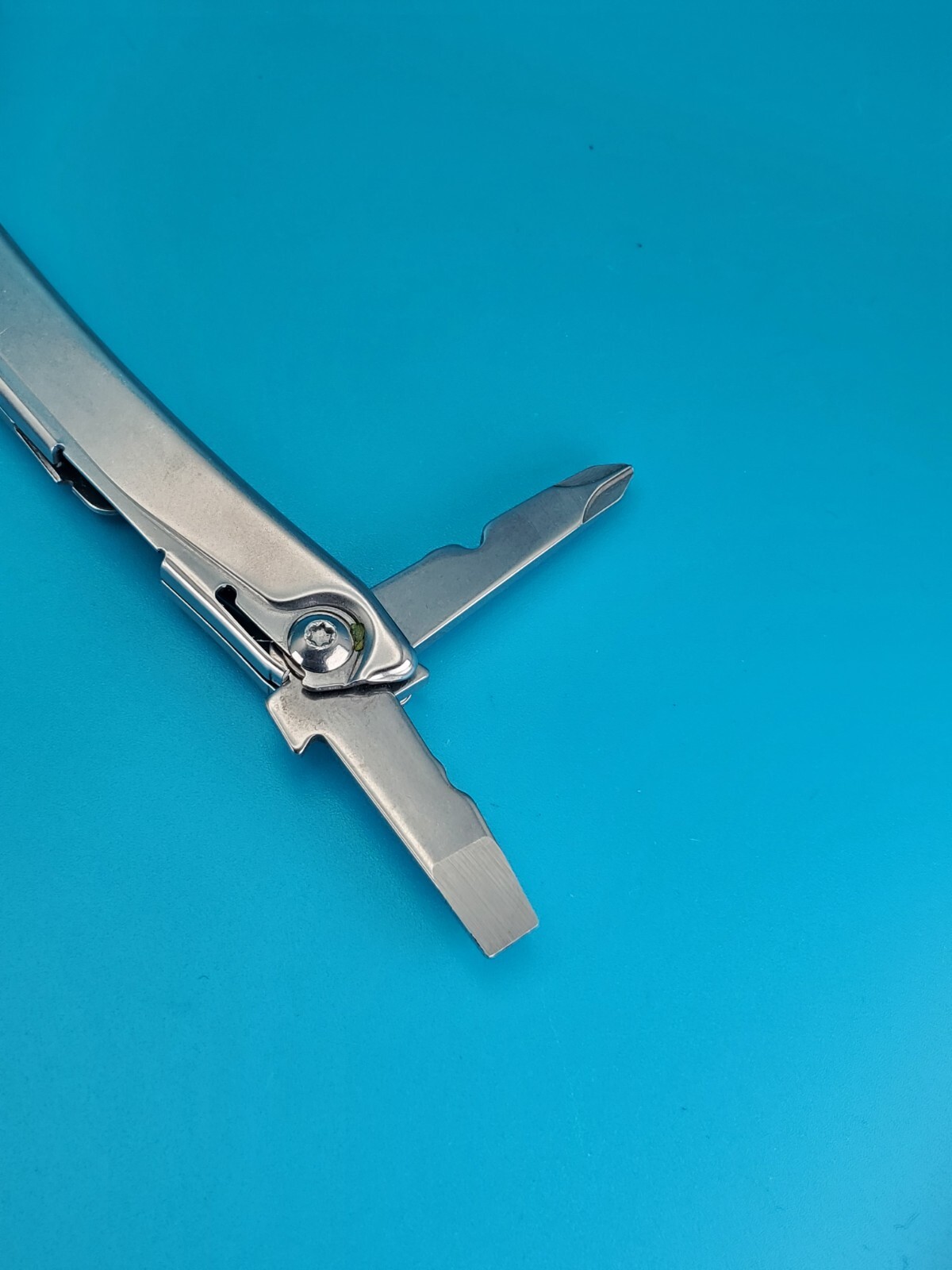 Leatherman Bolster 13 Tool Stainless Steel Multi-Tool! WITH SHEATH! NICE!