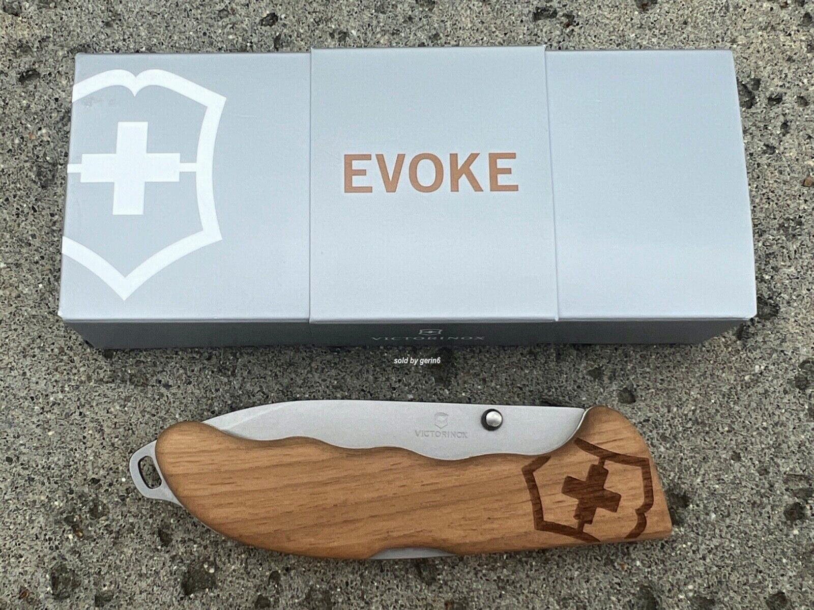 Swiss Army Walnut Wood Evoke Hunter Pro With Clip Victorinox 0.9415.D630, NIB