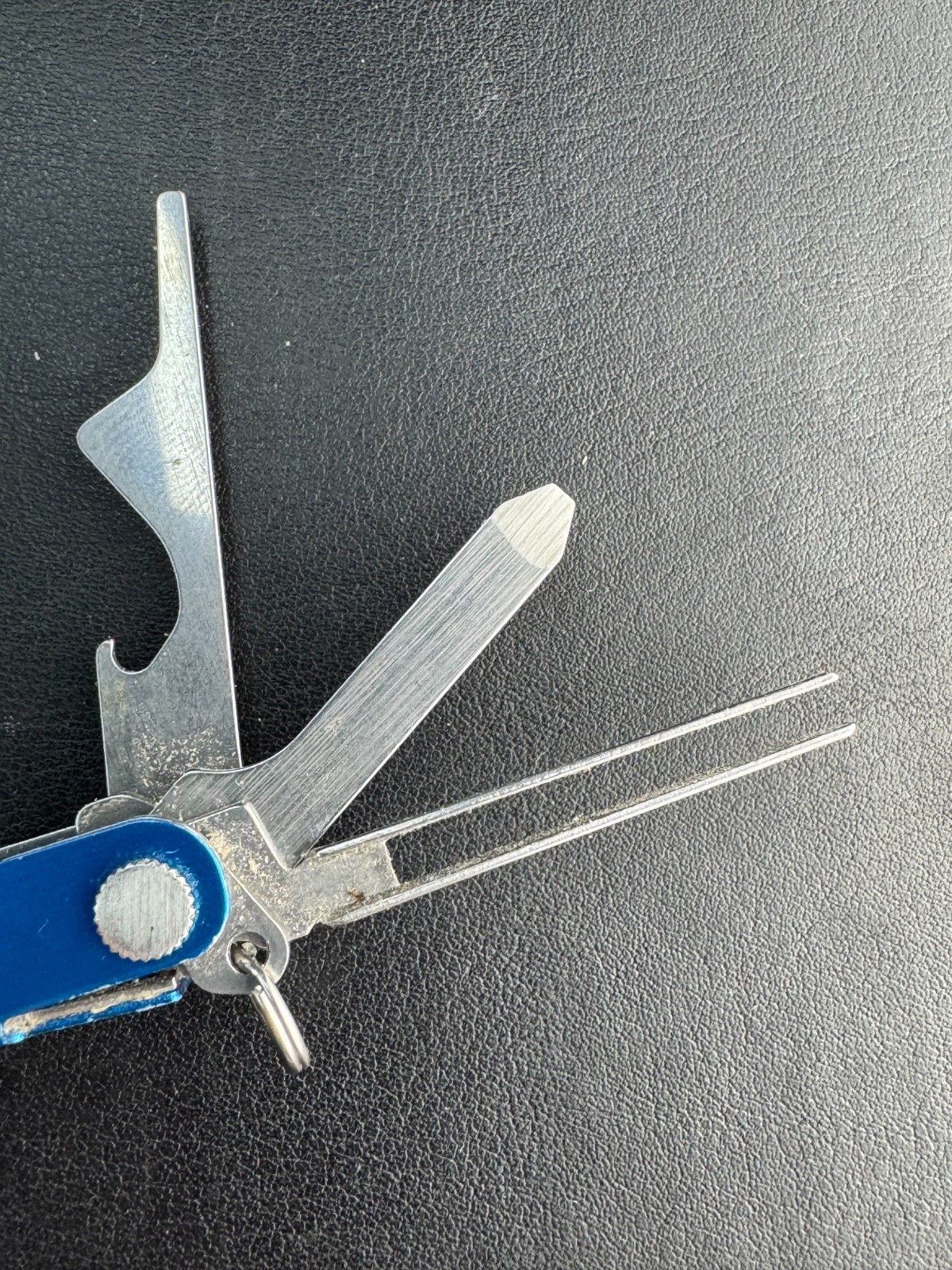 Leatherman Micra 10 in 1 Multitool Anodized Aluminum – Blue