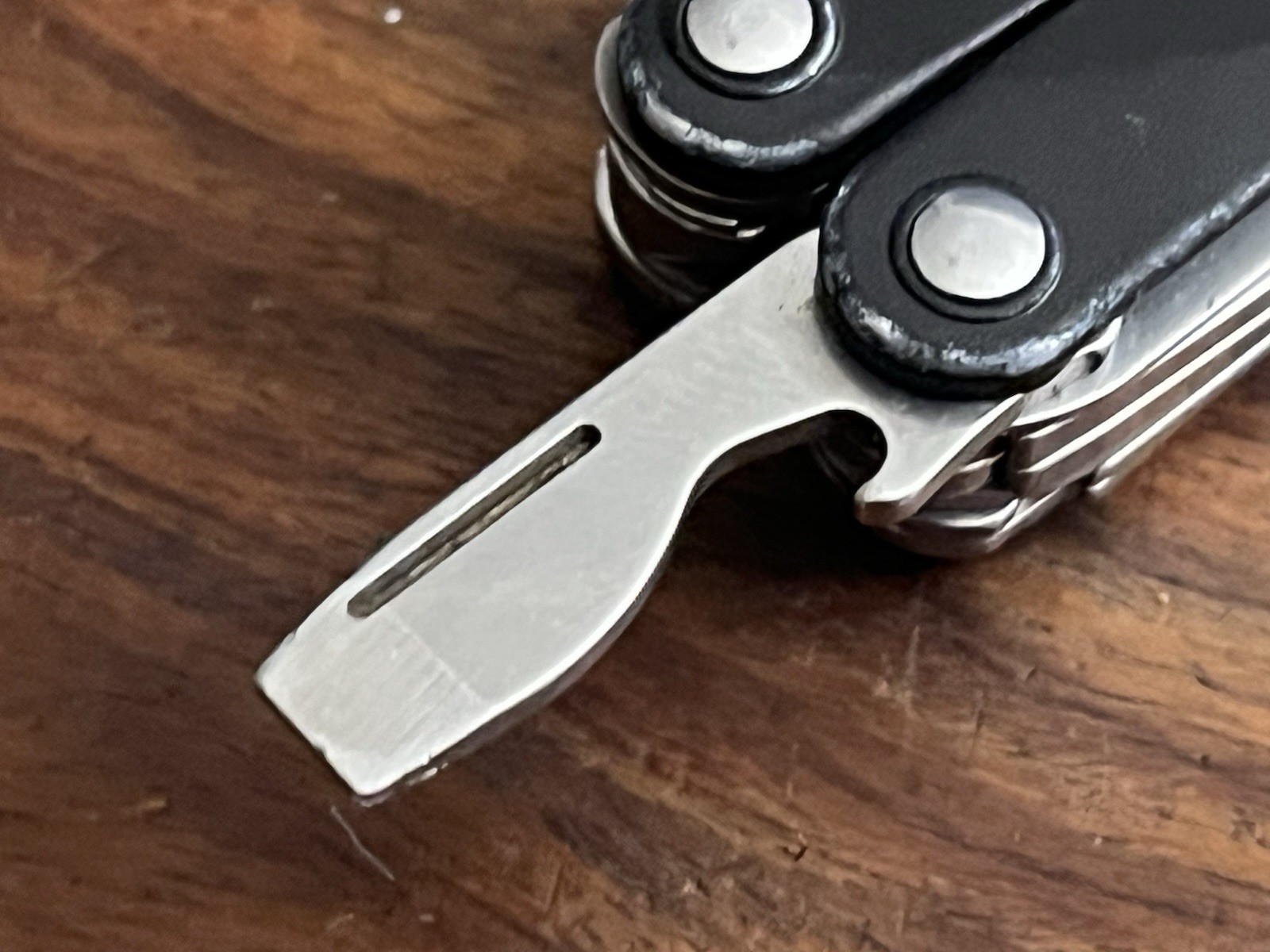 RETIRED Leatherman Squirt PS4 MultiTool Black DISCONTINUED SUPER NICE!