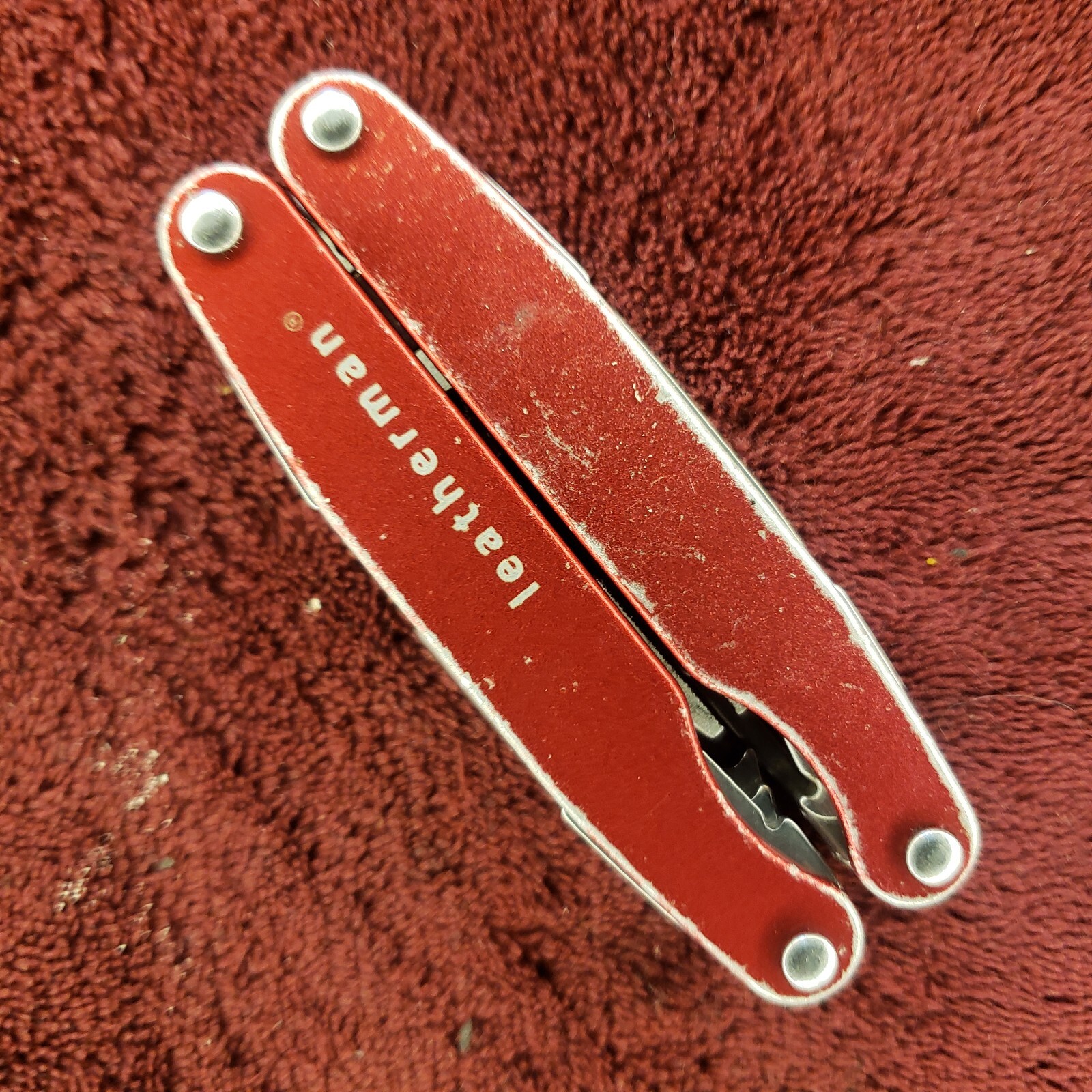 🔪🔪 Leatherman Juice C2 Red Multi-tool read