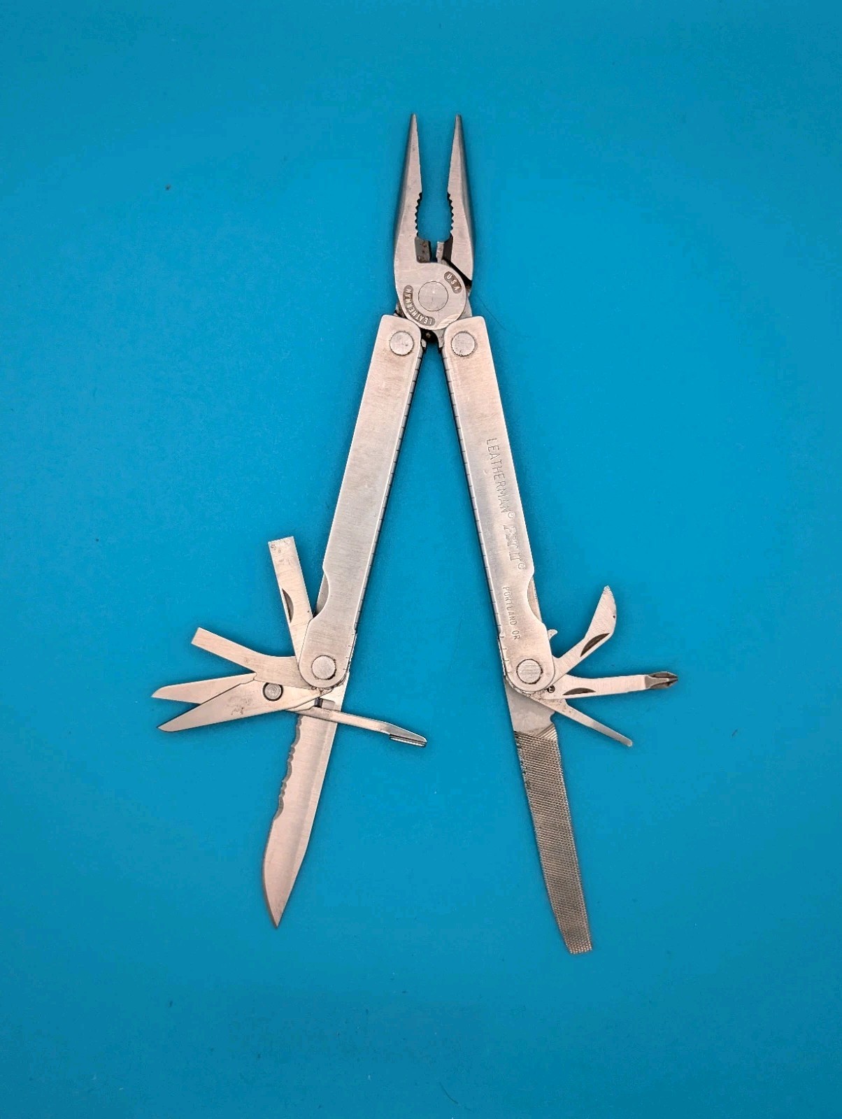 Leatherman PST 2 Multi Tool! 03/01 date stamp! Fast Shipping!