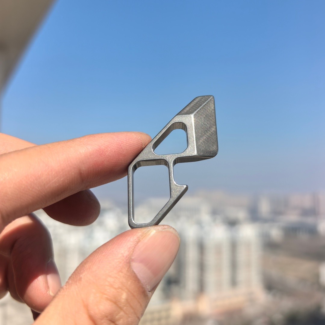 TC4 Titanium alloy EDC tool 49x18x5mm