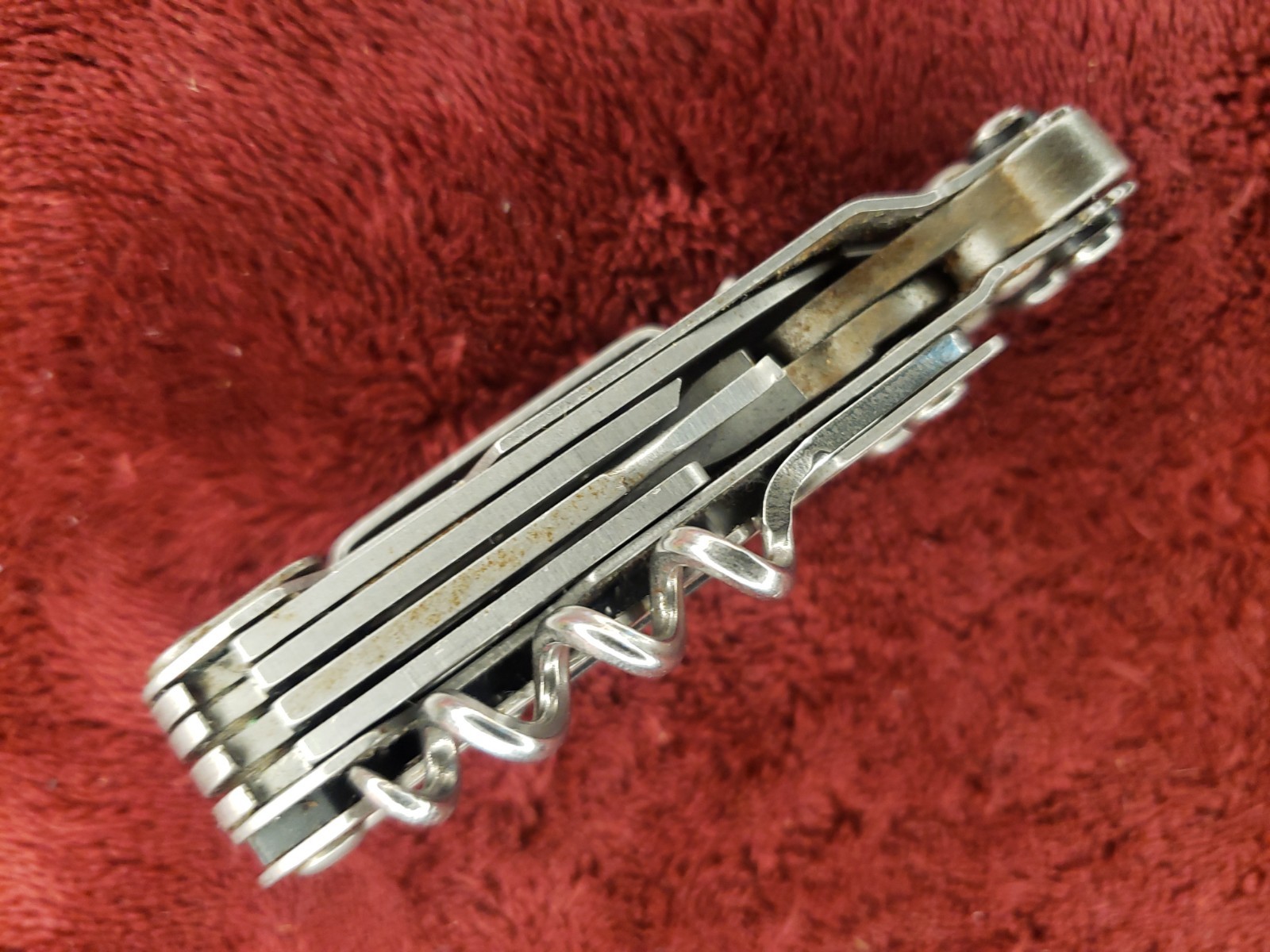 SOG PL1001-CP Stonewash PowerLitre Multi-Tool w/17 Tools corkscrew