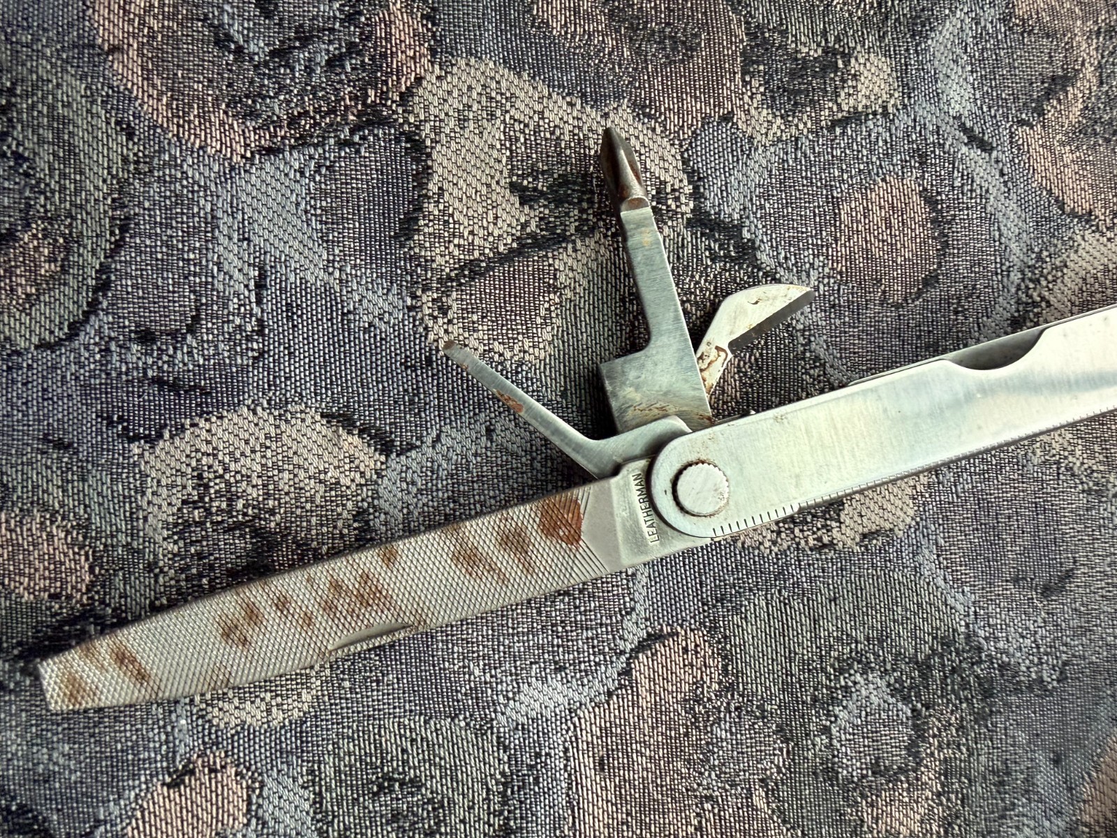 Vintage Original Leatherman Multi-Tool Portland OR. MADE IN USA w/Leather Case