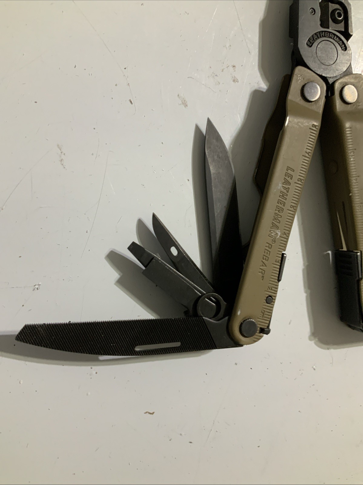 Leatherman Rebar Multitool with Replaceable Wire Cutters Coyote Tan – V19