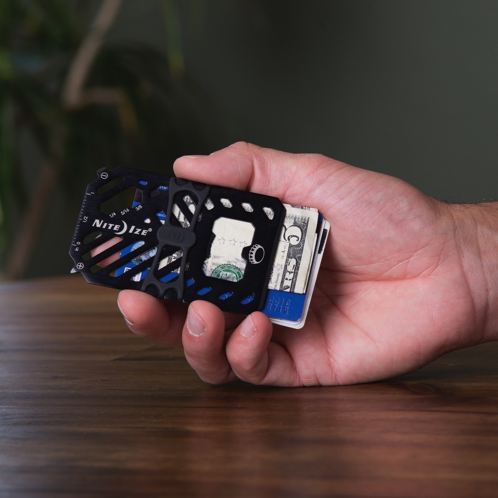 Nite Ize Financial Tool 7-in-1 Multi Tool Wallet – Black (3-Pack)