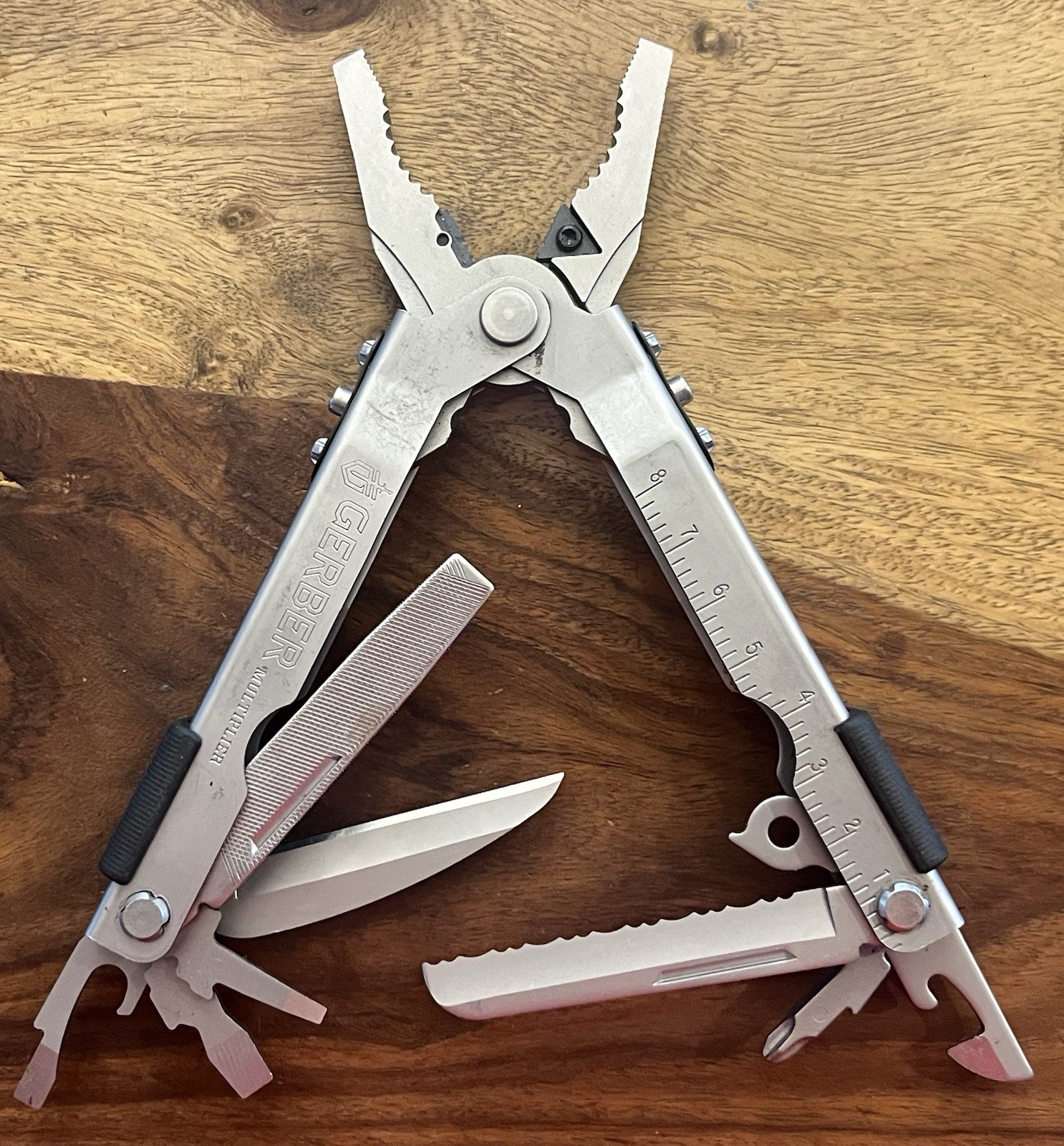 USA Gerber MP600 Blunt Nose Multitool w/Molle Sheath SUPER NICE TSA Confiscated