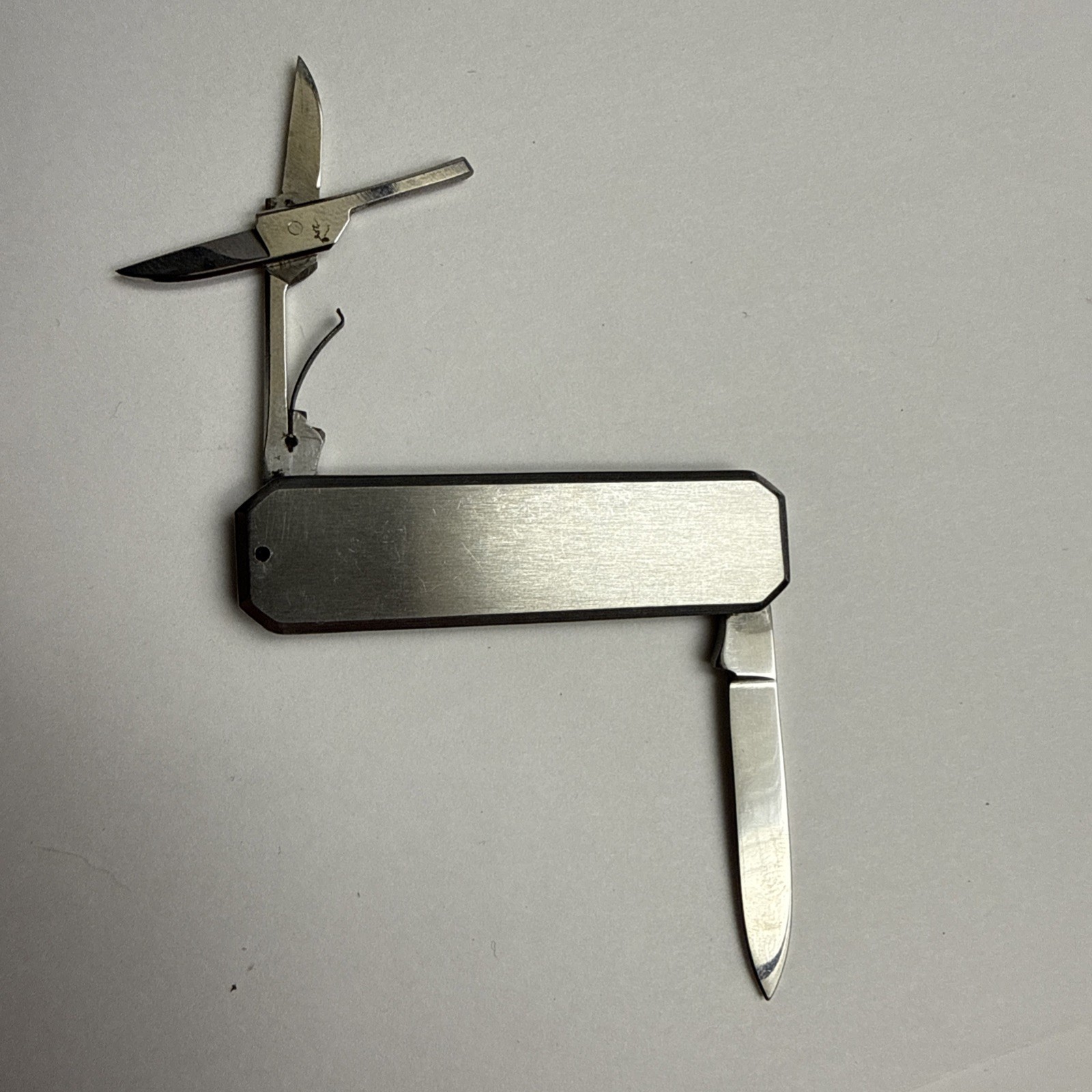Studio Italy Rostfre Regdes Small Thin Mini Multi-Tool Pocket Knife Scissors Lot