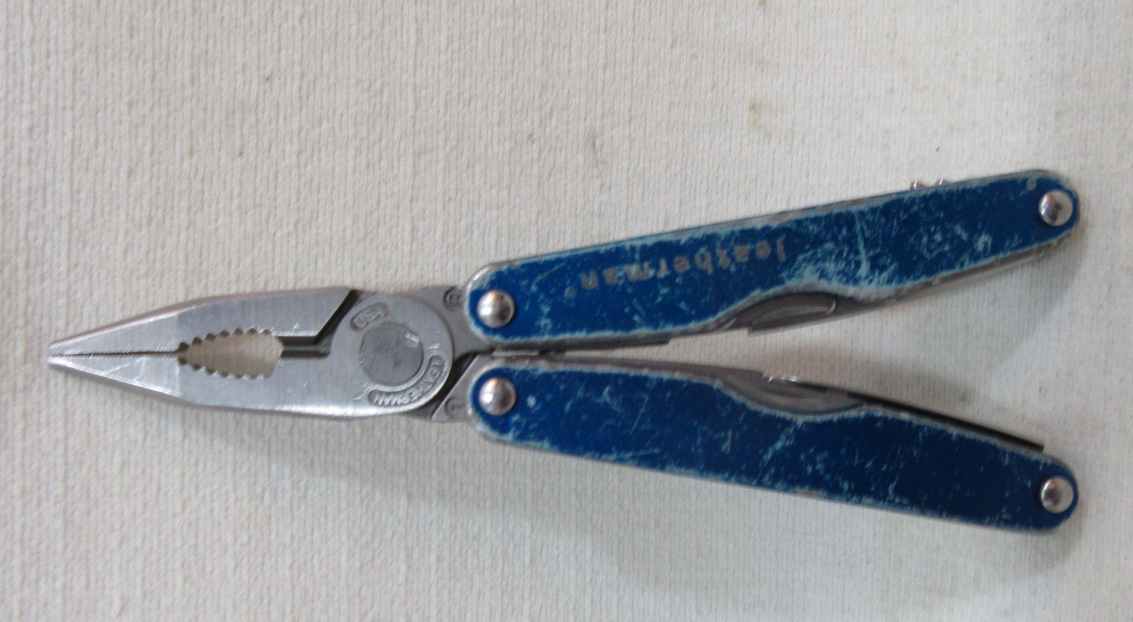 Leatherman Juice CS4 Blue multi-tool USA