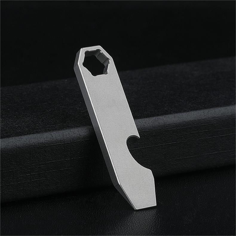 1PC Mini Titanium Alloy Pry Bar EDC Crowbar Bottle Opener Pocket Tool Keychain