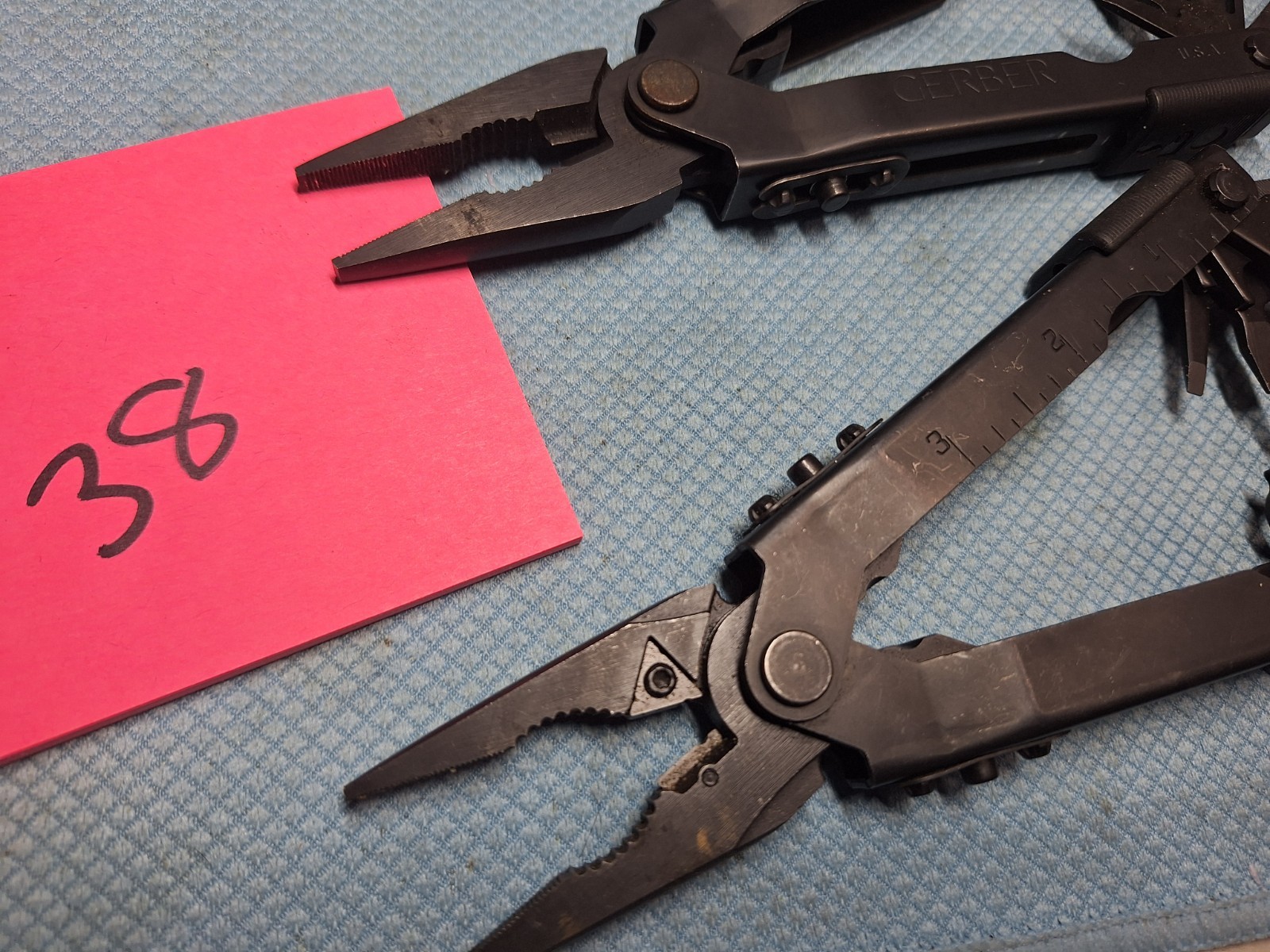 2 GERBER Multi Tool BLACK U.S.A. Camping Fishing EXCELLENT Lot 38