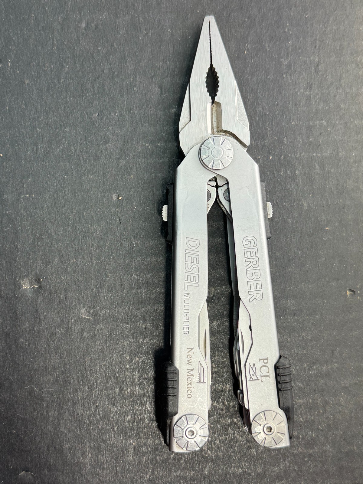 Gerber Diesel Multi Plier Multi-Tool Stainless Screwdriver Scissors Knife