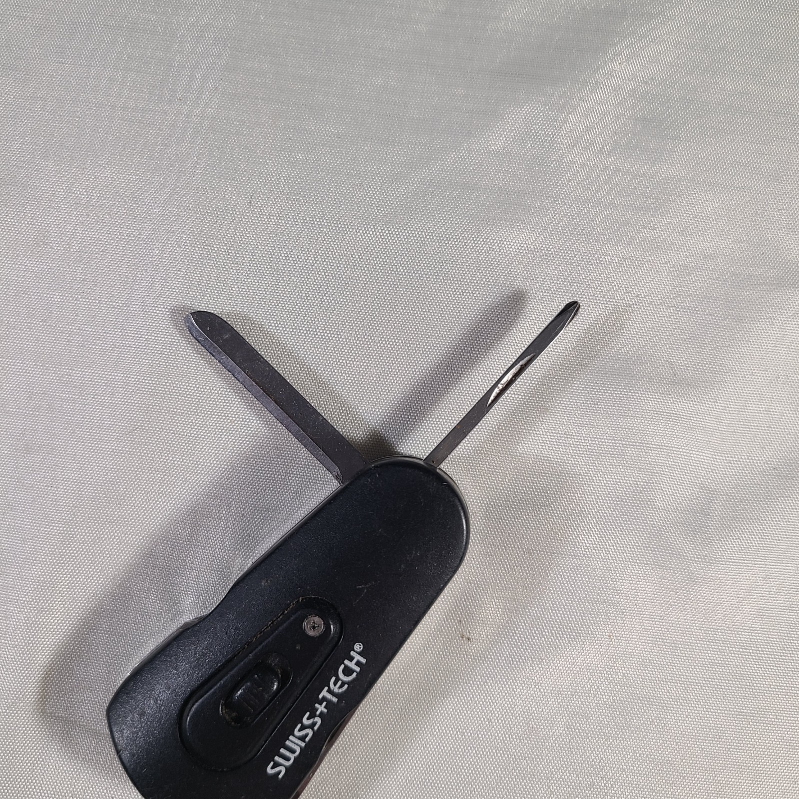 Genuine Swiss Tech Platinum Series 8 in 1 Pocket Tool Kit NO BOX UNTESTED