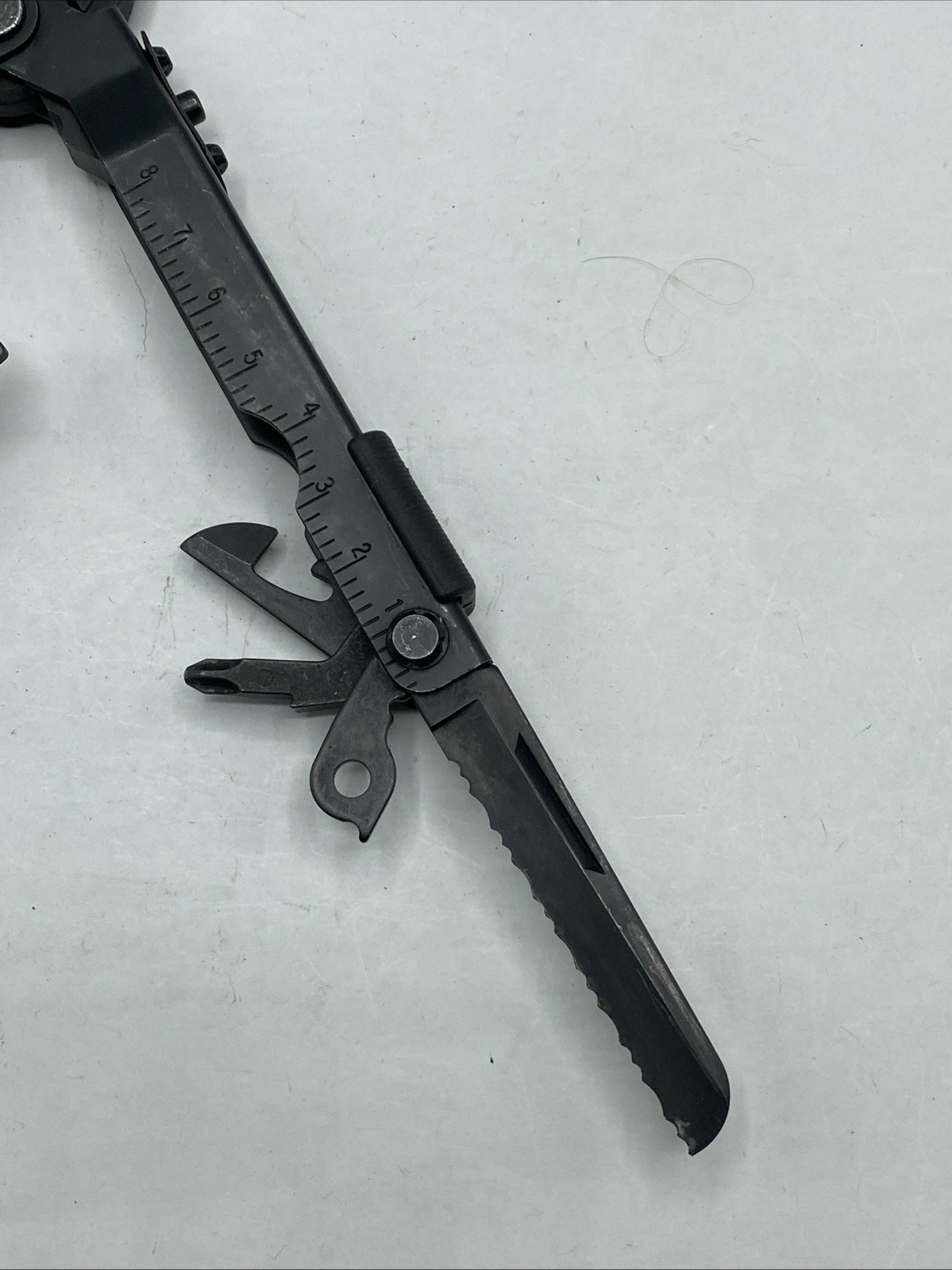 Gerber MP 600, Carbide Cutters, Needlenose with Sheath – Black