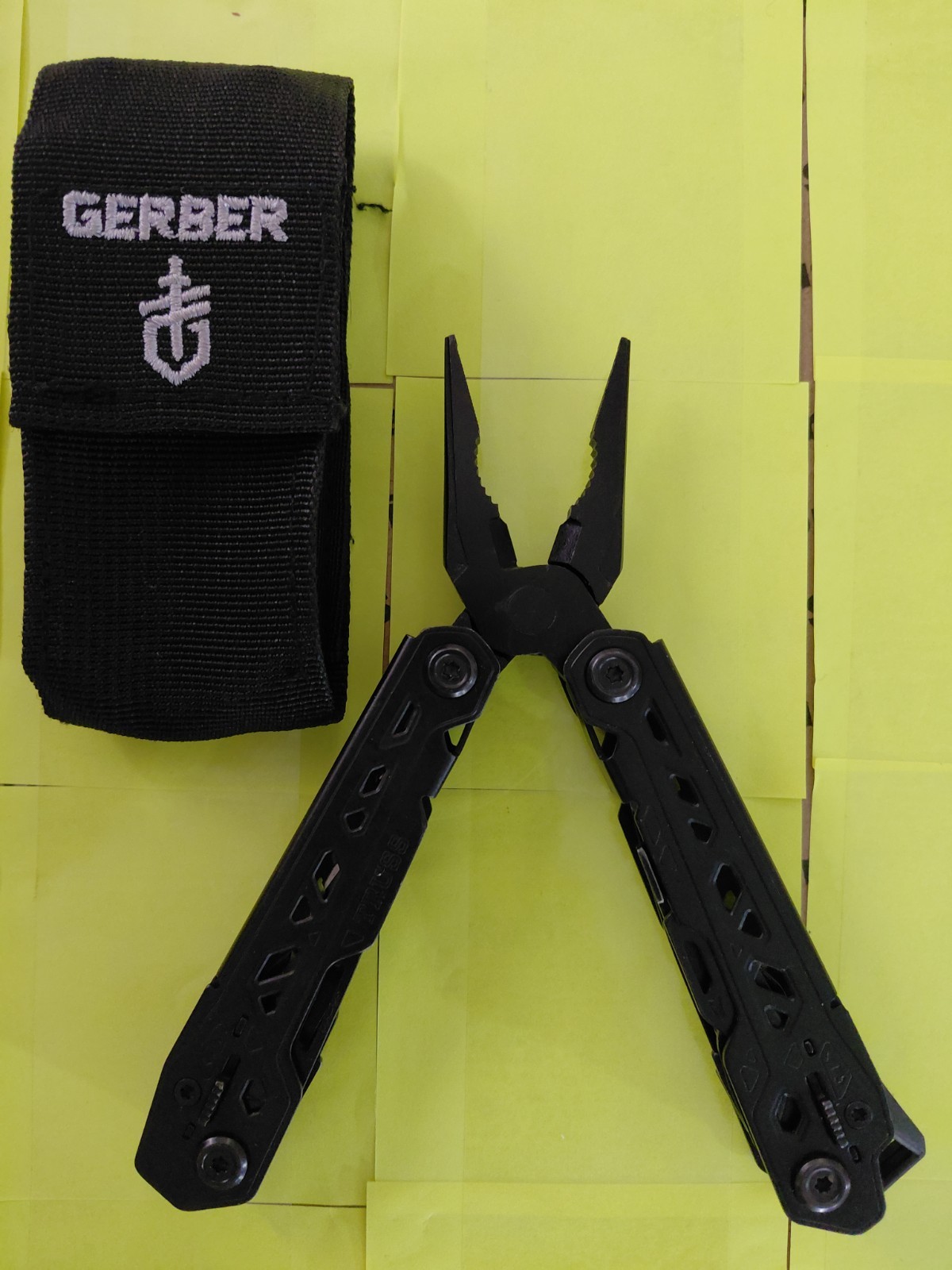 Gerber Truss Multi-Tool – 30-001779 (Black)