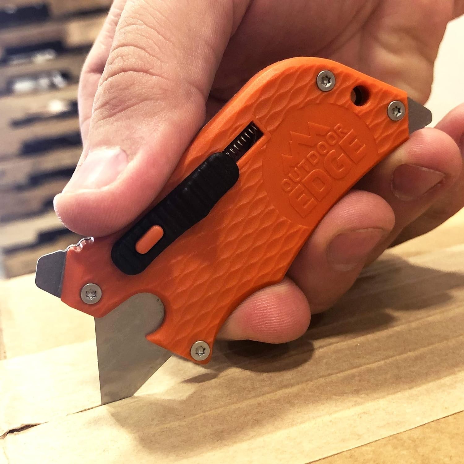 12-Inch Utility Knife Multitool with Replaceable Blades & Auto-Retracting Safety
