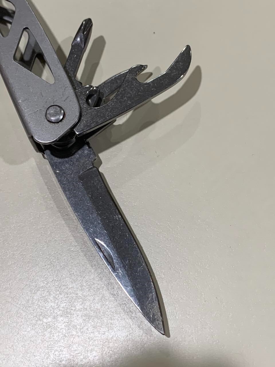 Sheffield Multi Tool Pliers Knife File etc.. Style 9-in-1 Camping Hiking