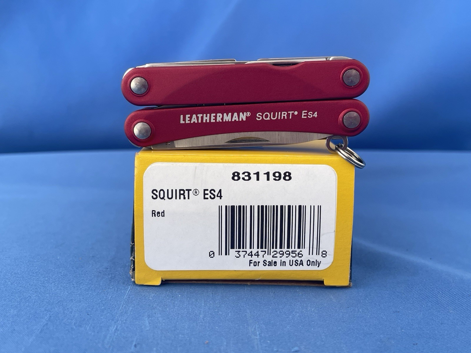 Leatherman Squirt ES4 Multi Tool Knife Wire Stripper New In The Box Red