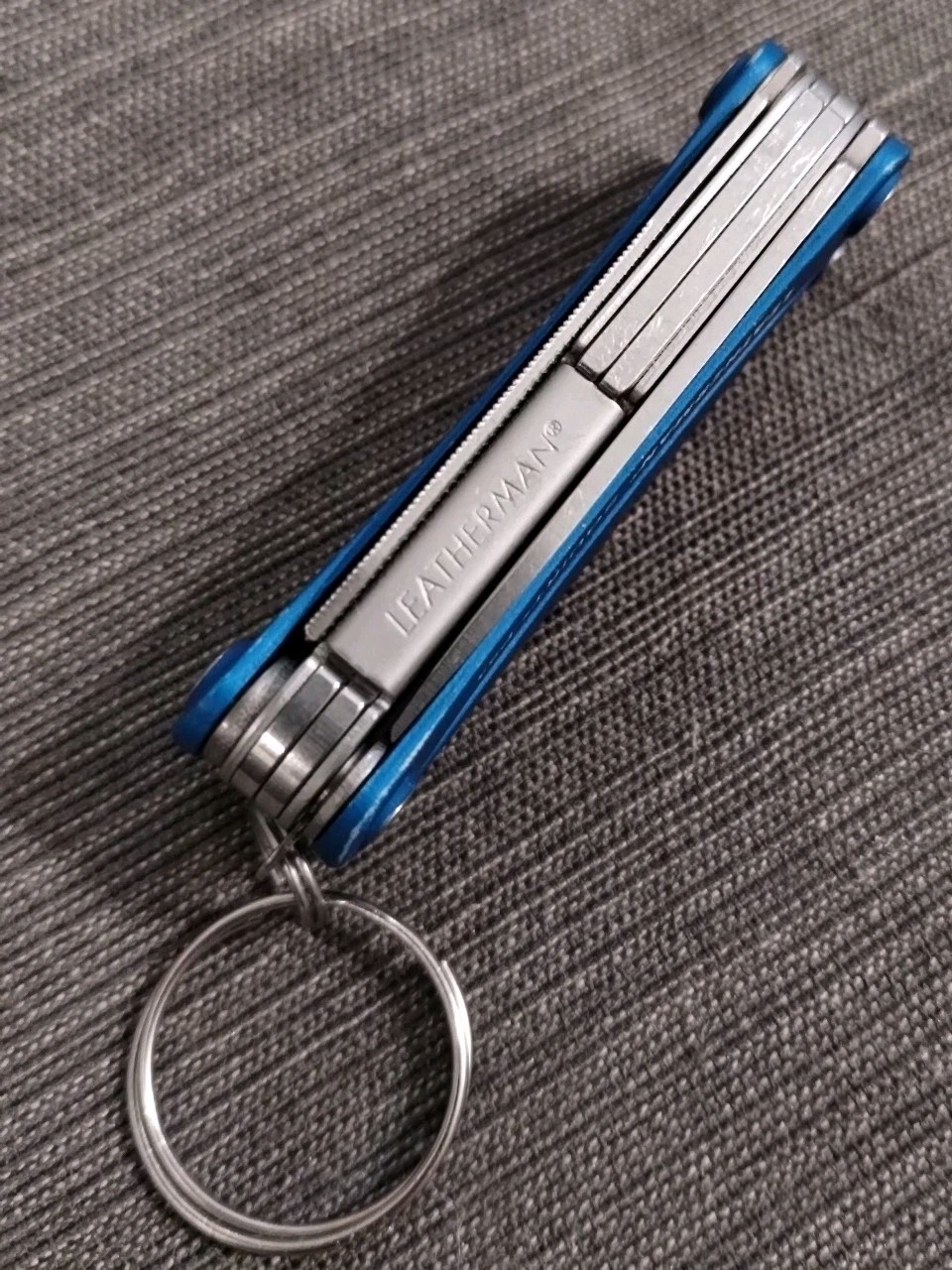 Leatherman SQUIRT PS4 Retired Multi-Tool Pliers Scissors Knife in BLUE! Keychain