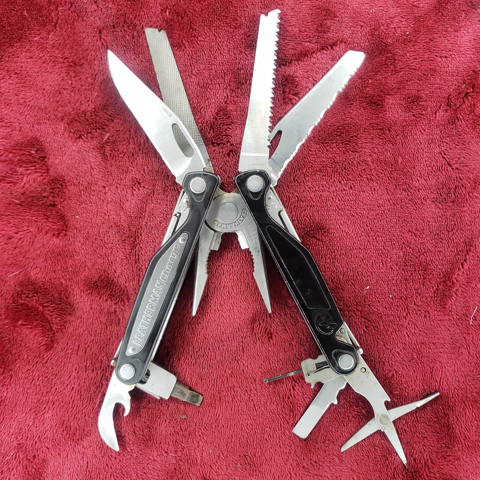 Leatherman Charge AL Multitool with Leather Sheath- Discontinued/Retired