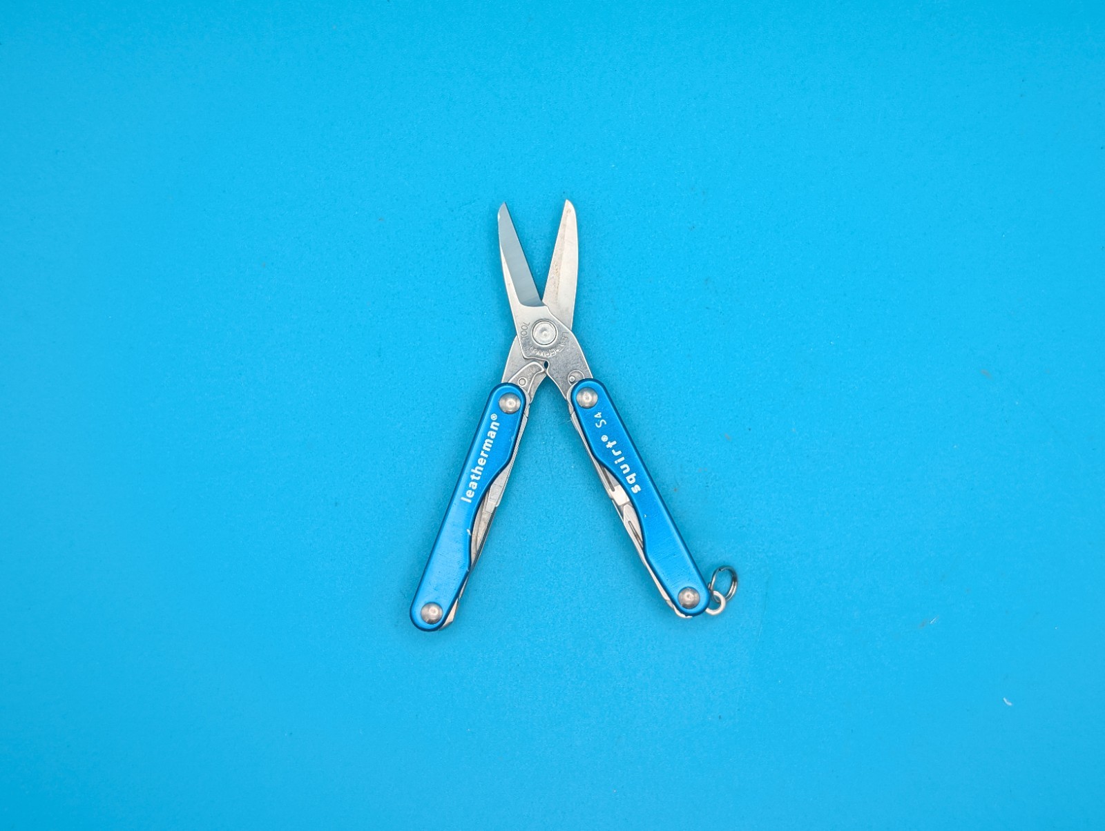 Leatherman Squirt P4 Multi-Tool, Key Ring, Retired, BLUE!