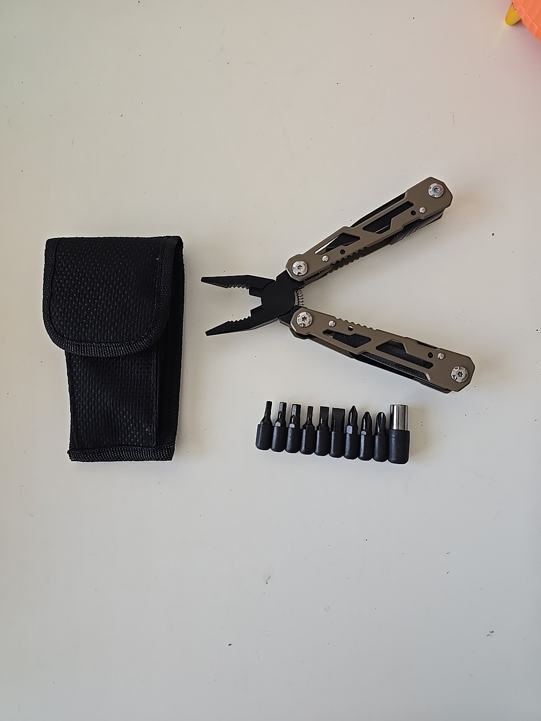 Multi Tool Plier Set With Screwdriver Bits