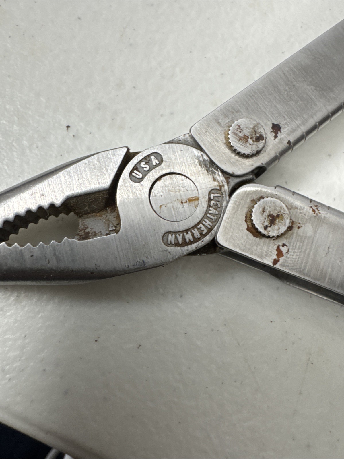 Leatherman Multi-Tool Portland OR TM 1325473 Vintage Pre 1992 & Leather Sheath