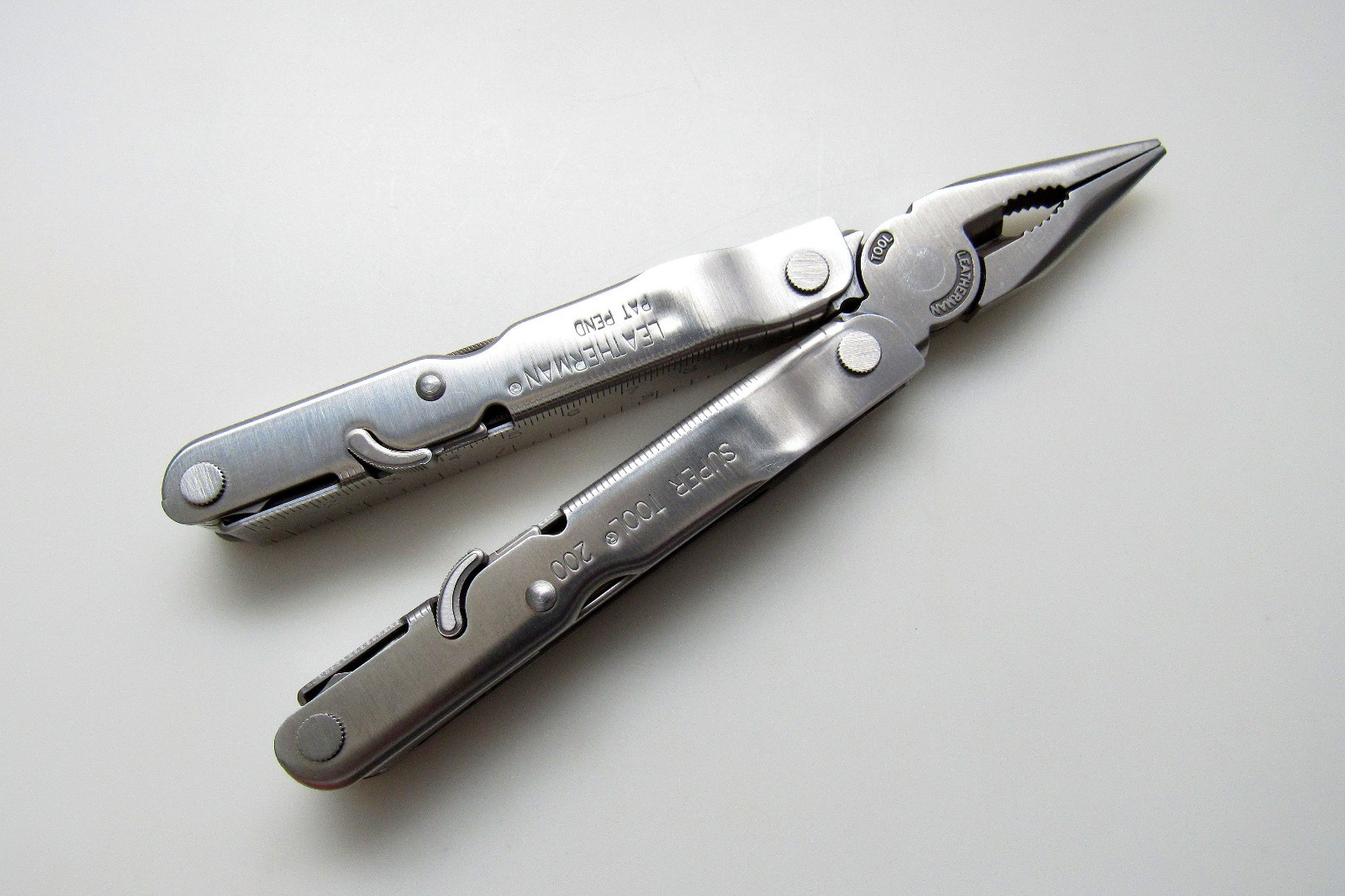 Leatherman Super Tool 200 Retired Collectable w/Nylon Case – Never Used – RARE!