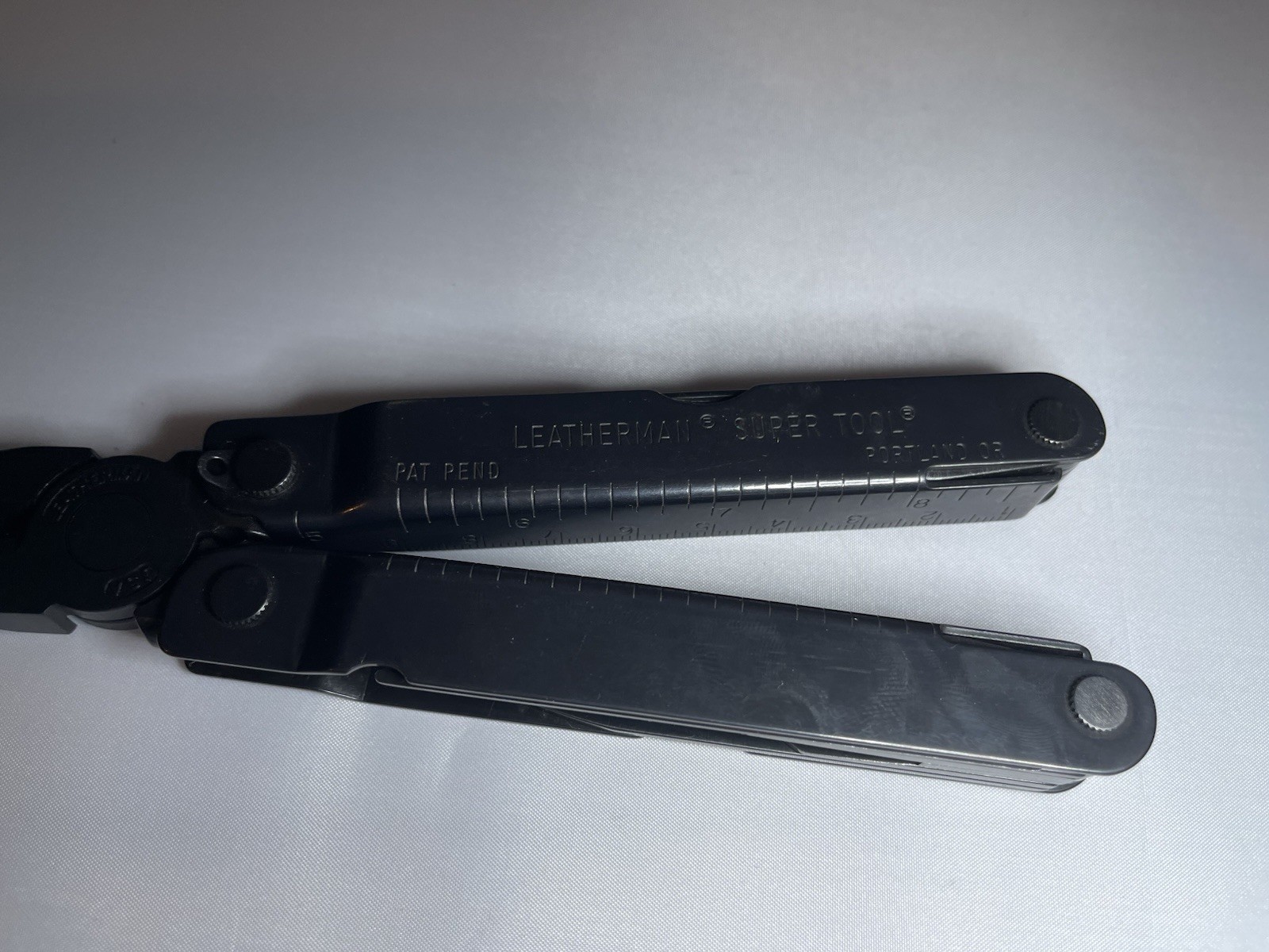 LM160 Leatherman Super Tool Black DLC Finish W/ Sheath