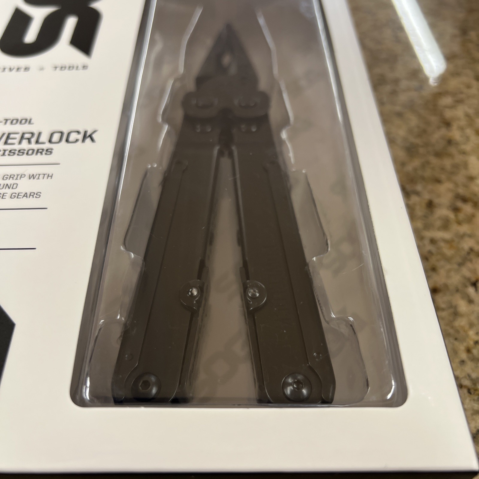 SOG Powerlock Multi-Tool With Scissors 18 Tools Combined – Brand New Sealed