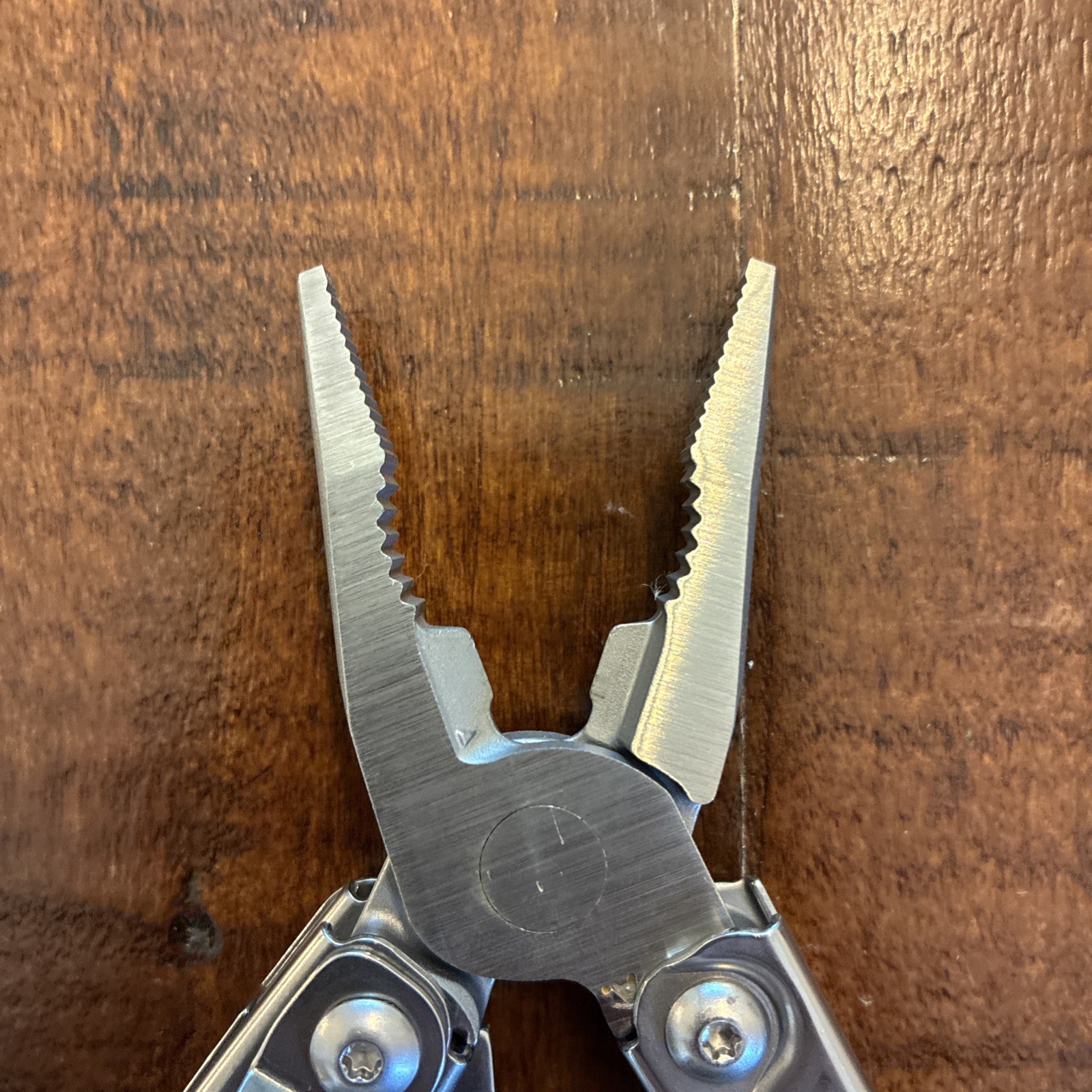 Leatherman Rev Multi-Tool “Nucor Decatur” – Nice!