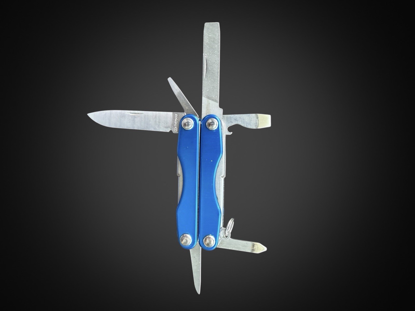 Vintage Discontinued Leatherman Squirt P4 Electric Blue Multi Tool