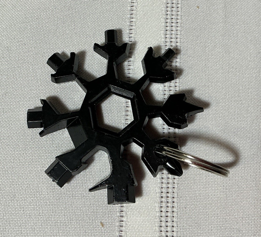 18-in-1 Snowflake Multi-Function Tool ~ 1 each – Black, Silver, Gold
