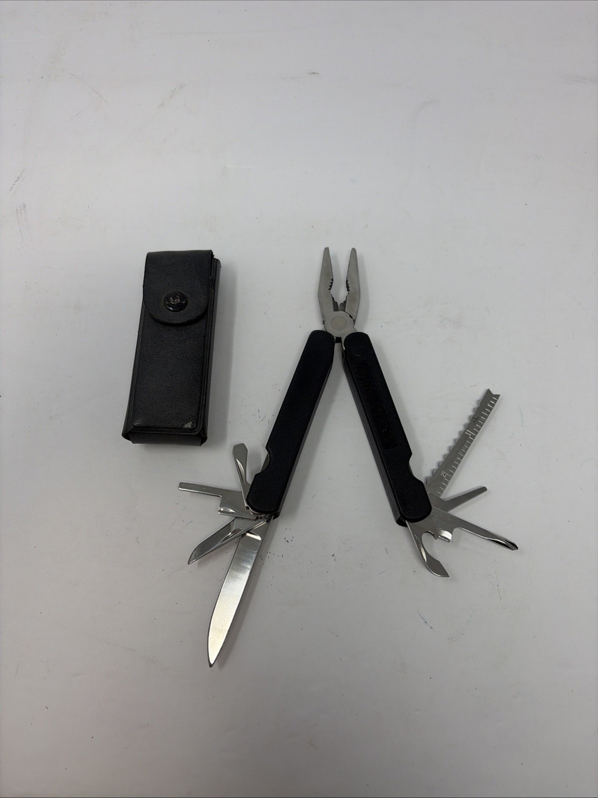 Alltrade Stainless Steel Multi-Tool 9 Tools With Belt Slide Case Black