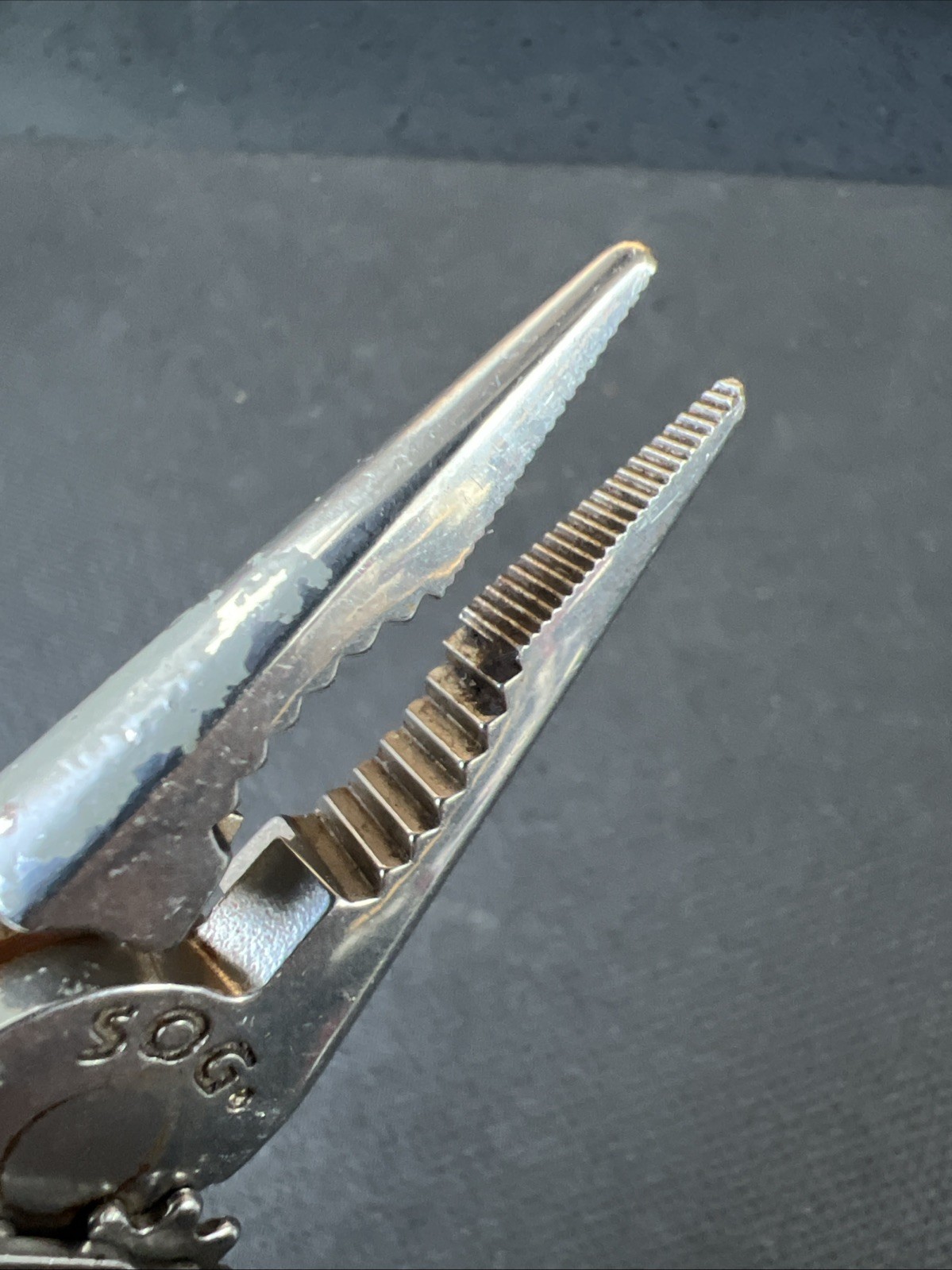 SOG PowerLock Multi-Tool Pocket Knife Pliers Serrated 🔥