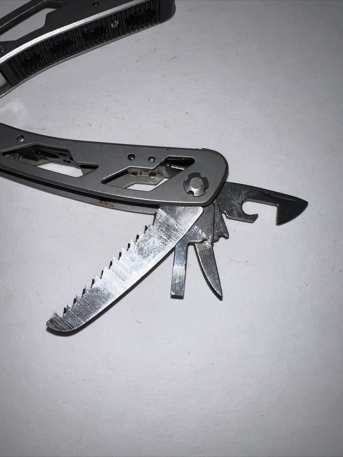 Stanley 2CR Multi Tool Pliers, 10 In 1, Knife, Saw, Openers, File & More W/Case