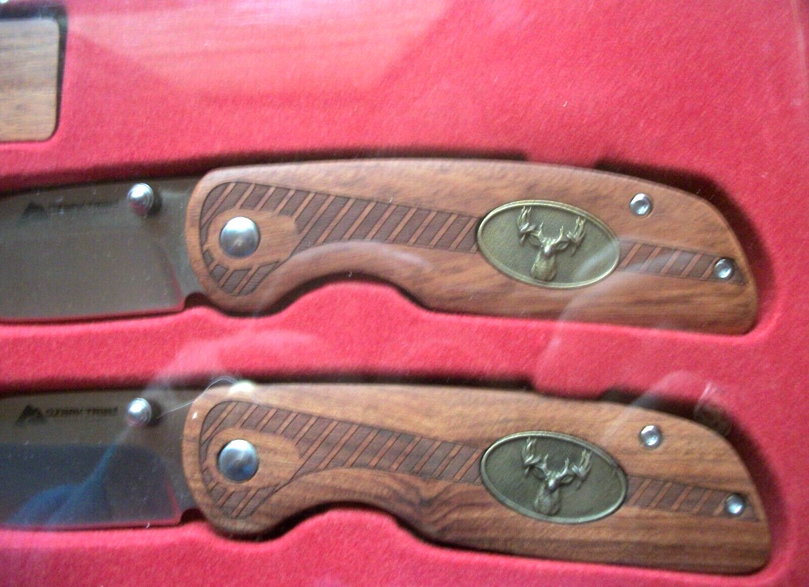 POCKET KNIFE / MONEY CLIP / OZARK TRAIL / 4 PIECE COMBO SET / COLLECTORS TIN BOX