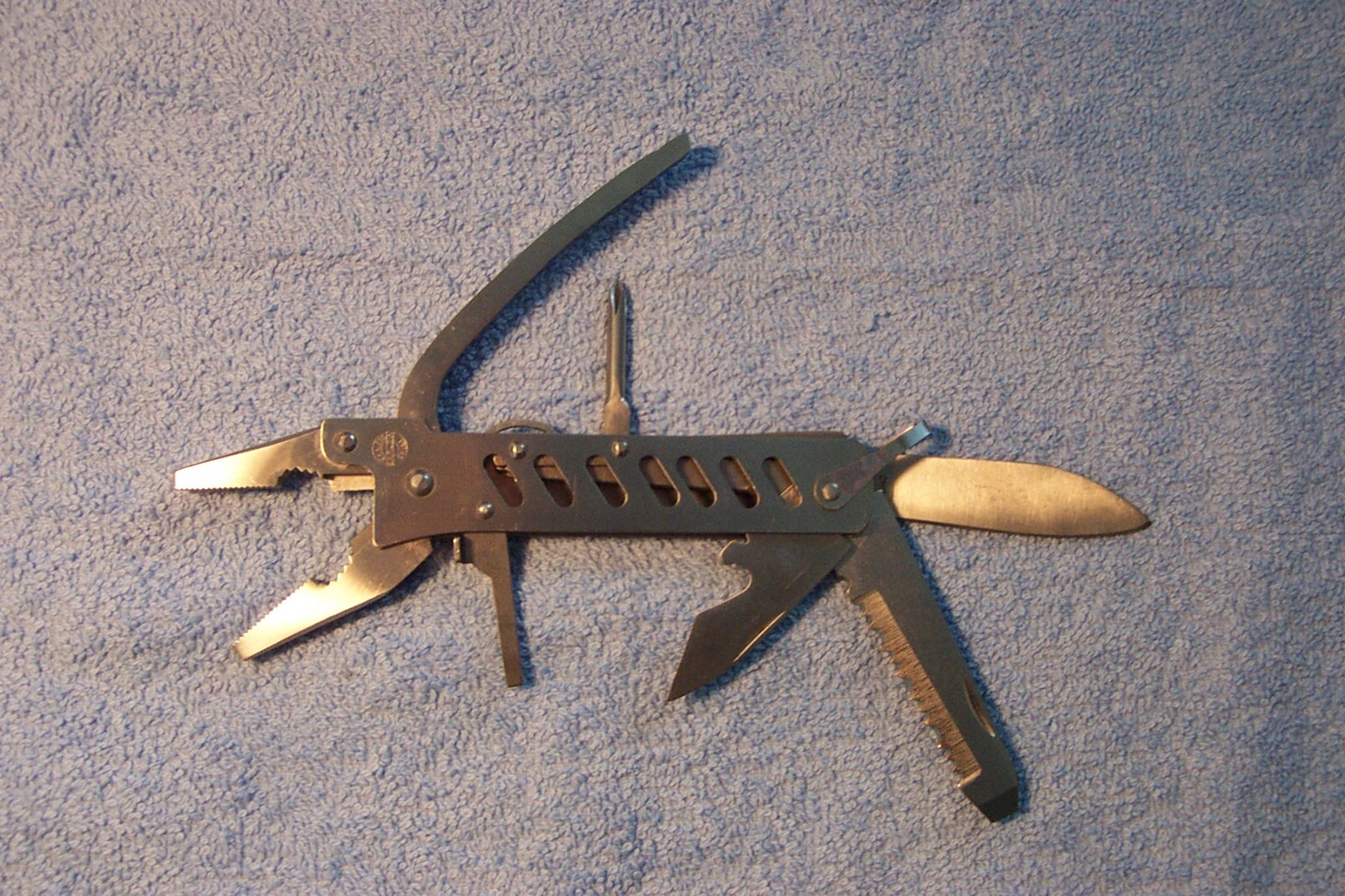 Barlow Stainless Steel Multi-Tool