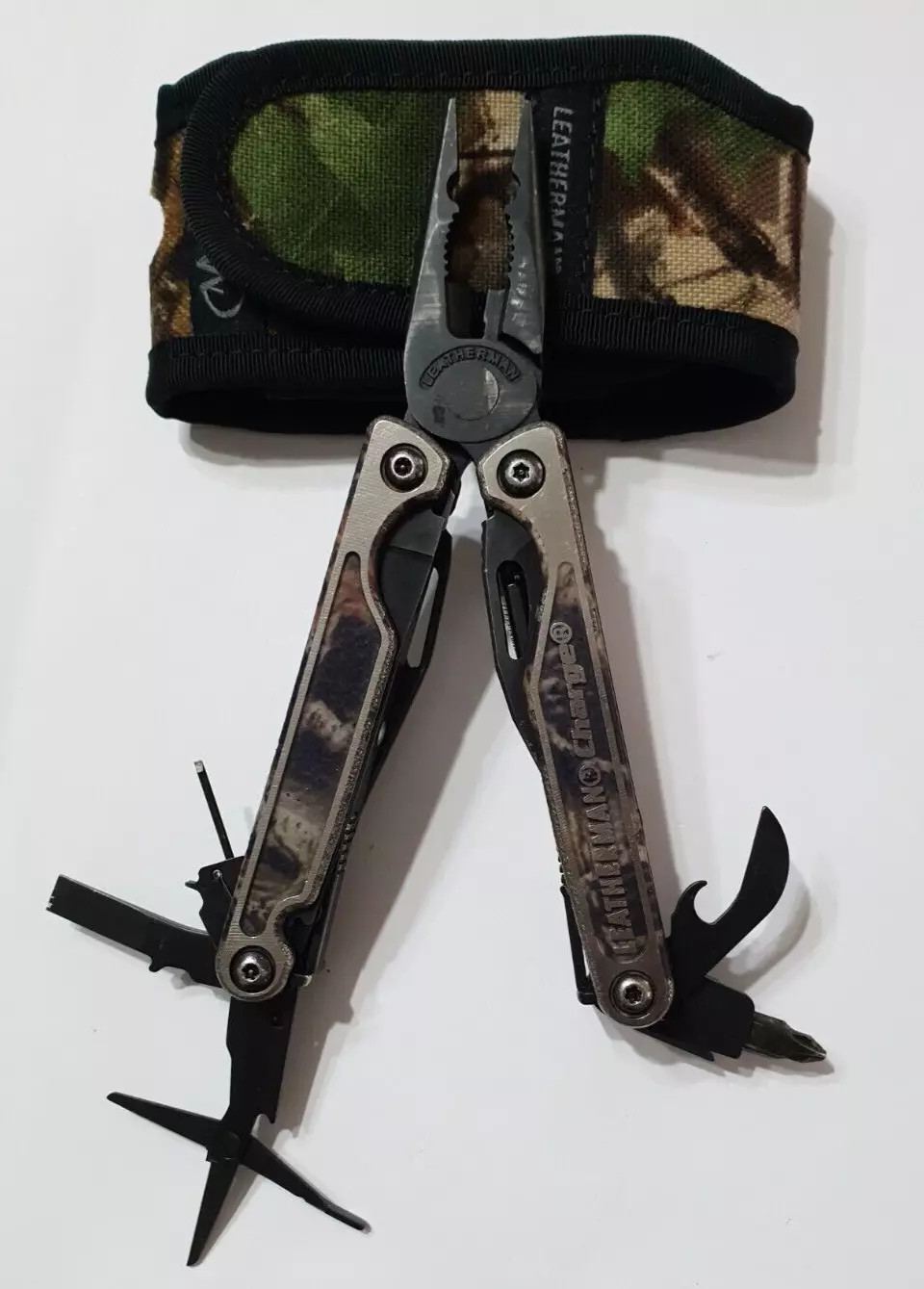 🔥 Leatherman Charge TTI BO Autumn Camo Titanium Cap Crimper CC Used Very Rare