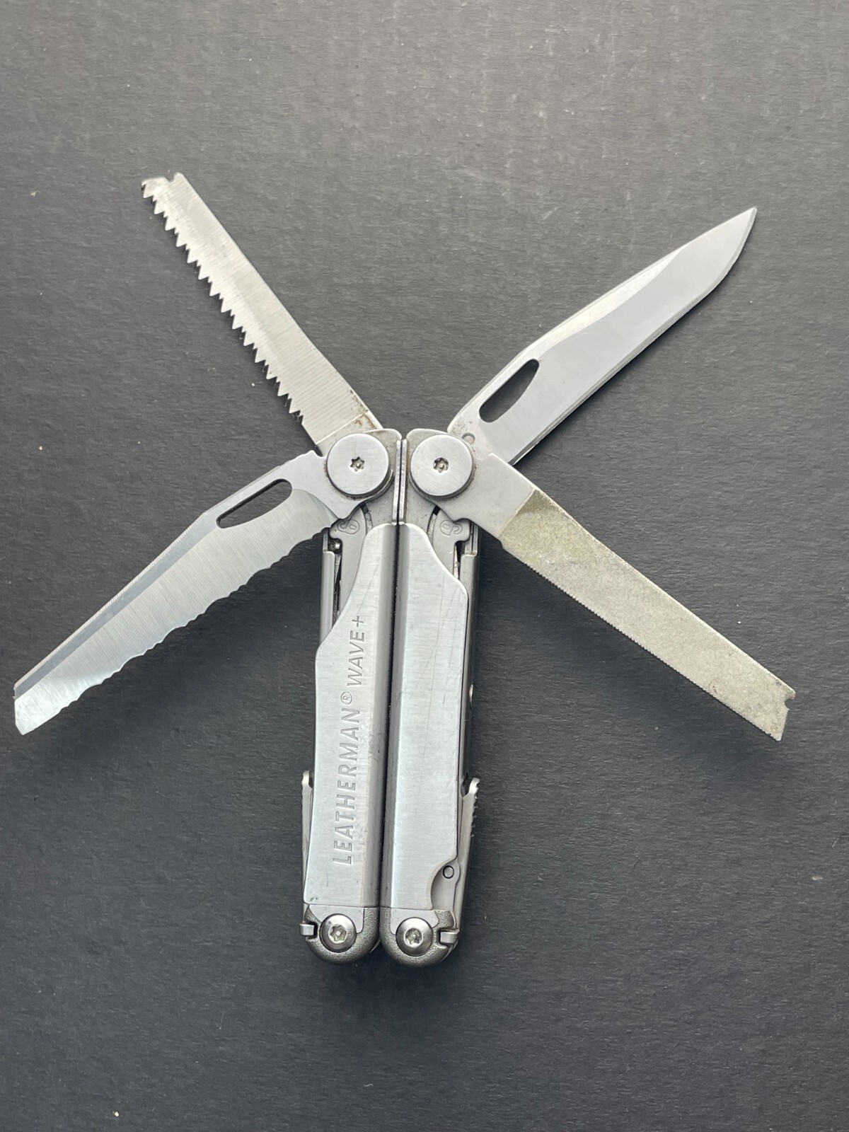 Leatherman Wave+ Plus Multi-Tool 18 Tools Included USA – Parts or Repair