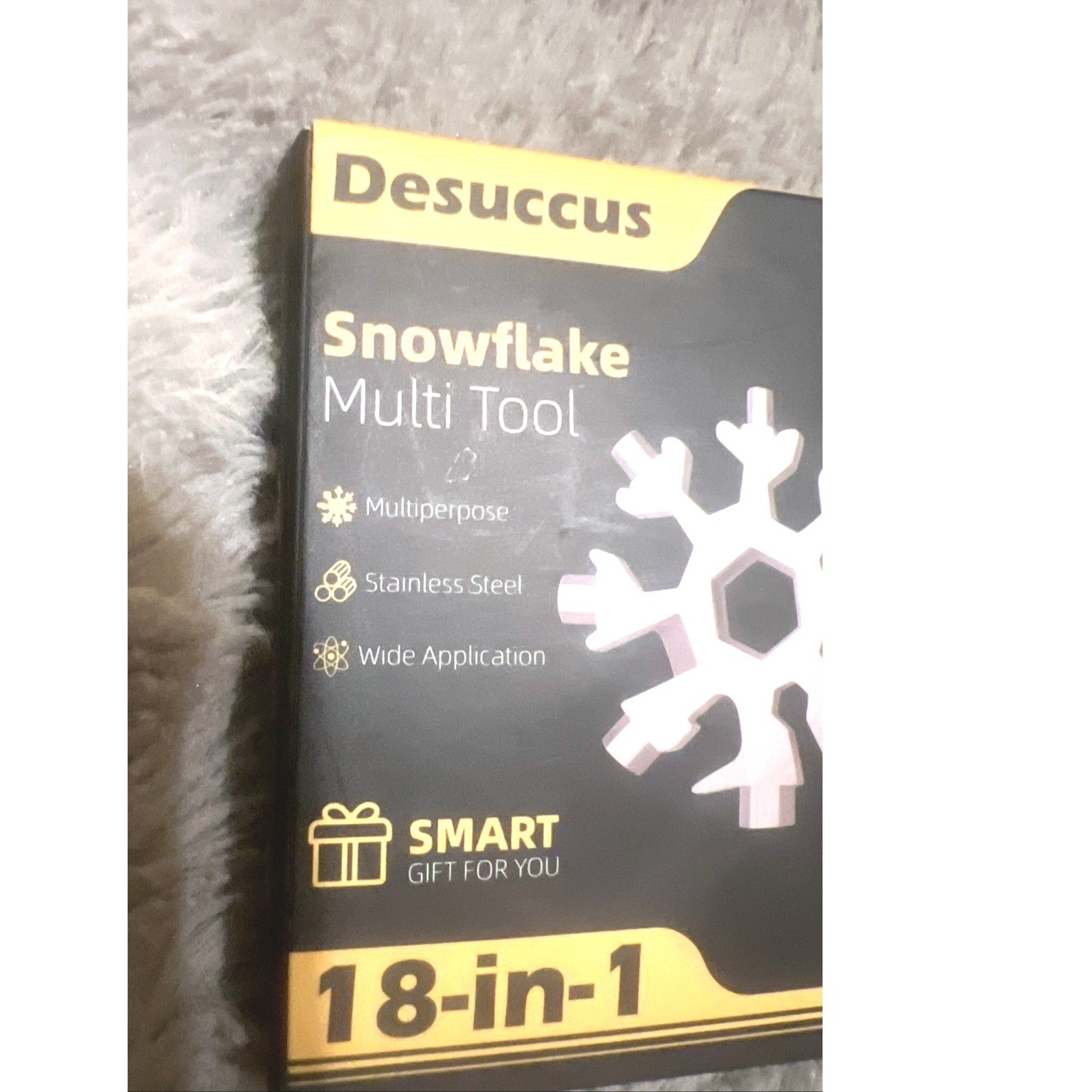 Desuccus 18-in-1 Portable Snowflake Multi Tool Stainless Steel W/Keychain