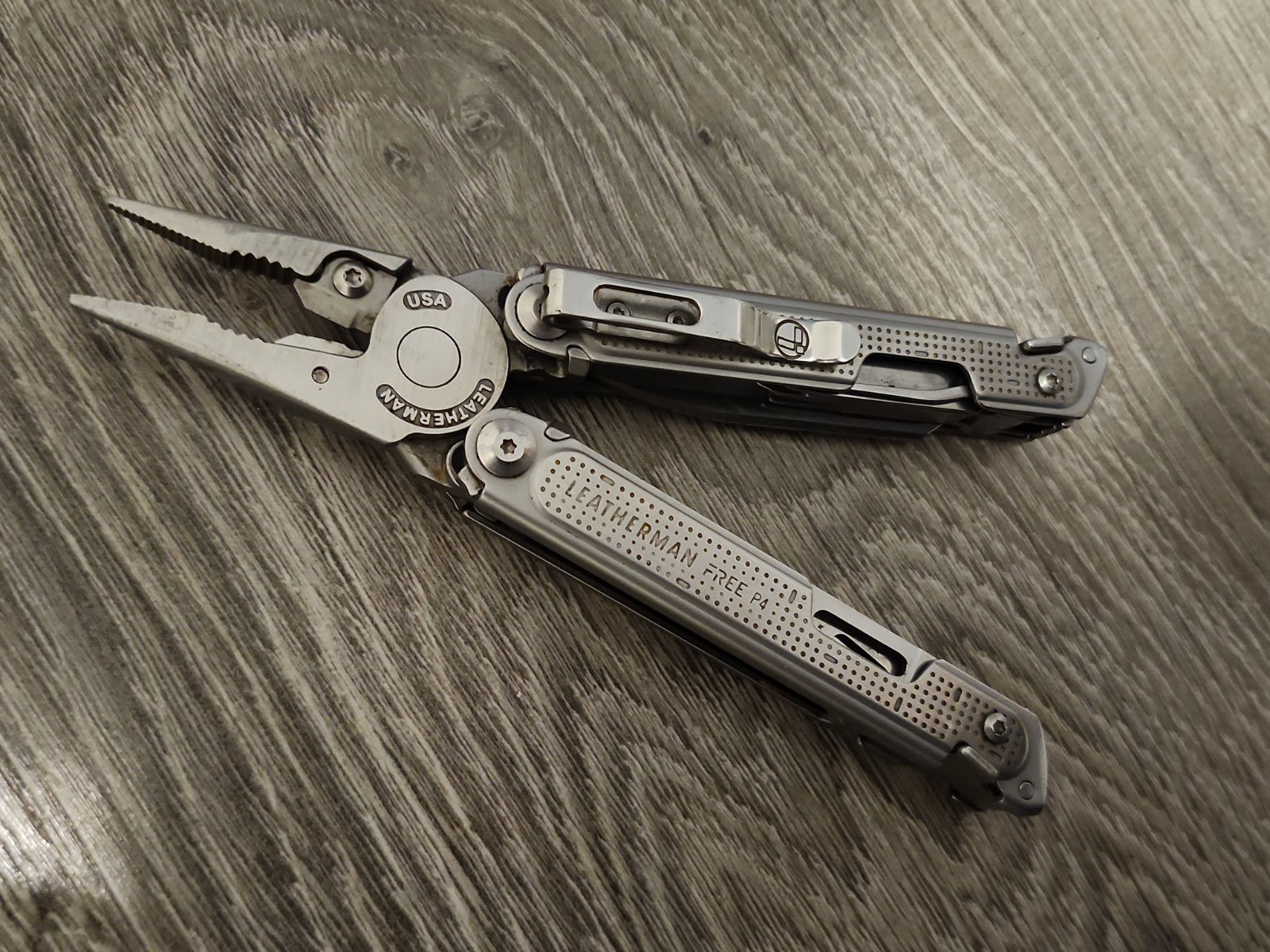 Leatherman Free P4 Multi-Tool – Used, Good Condition, Discontinued