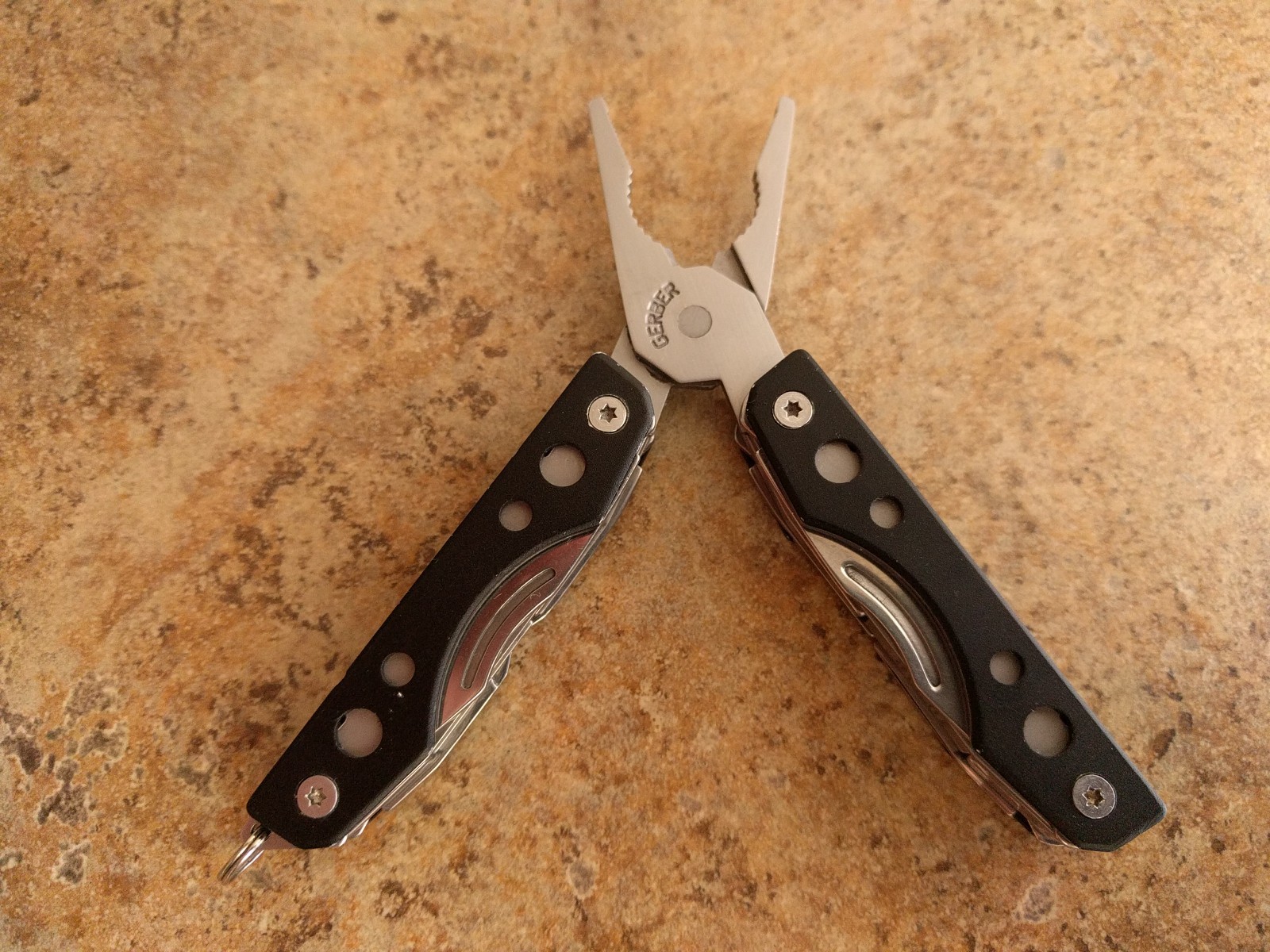 Gerber Clutch Mini Multi Tool Pliers Black