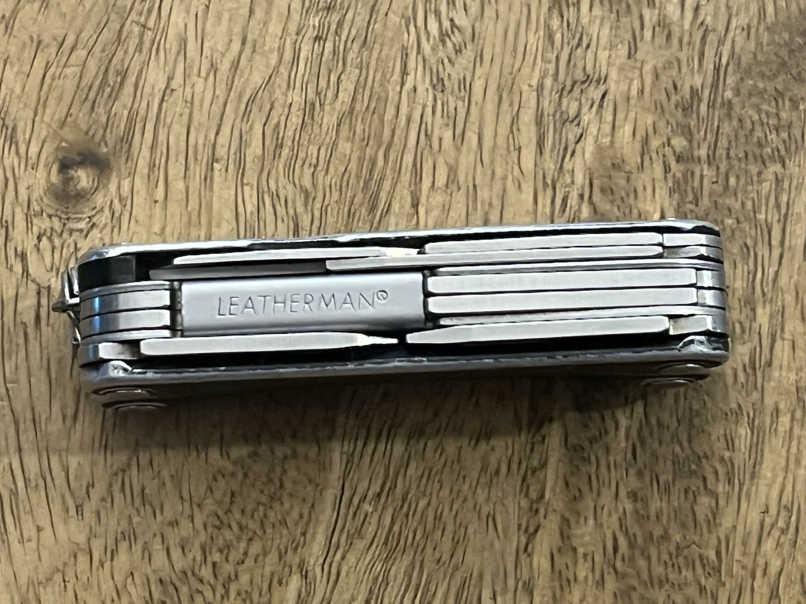 RETIRED Leatherman Squirt PS4 MultiTool Black DISCONTINUED