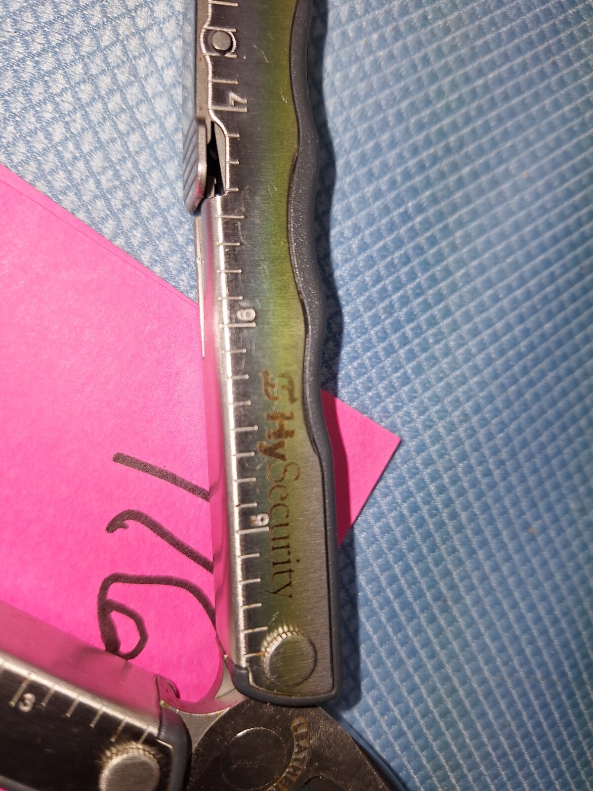 1 LEATHERMAN FUSE Multi Tool Camping Fishing LOT 916