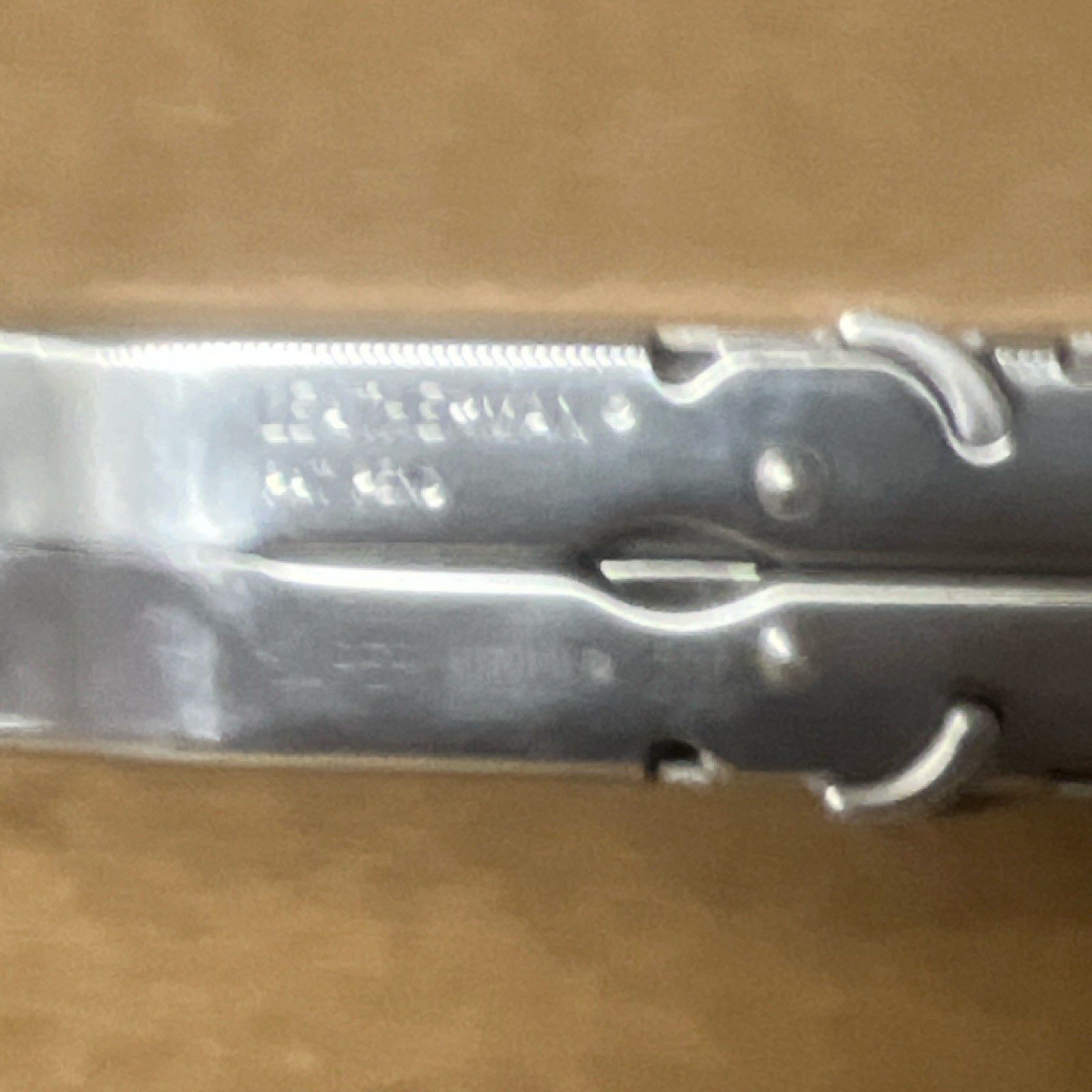 Leatherman Super Tool 200 Stainless Steel Multi-Tool Knife Plier Silver