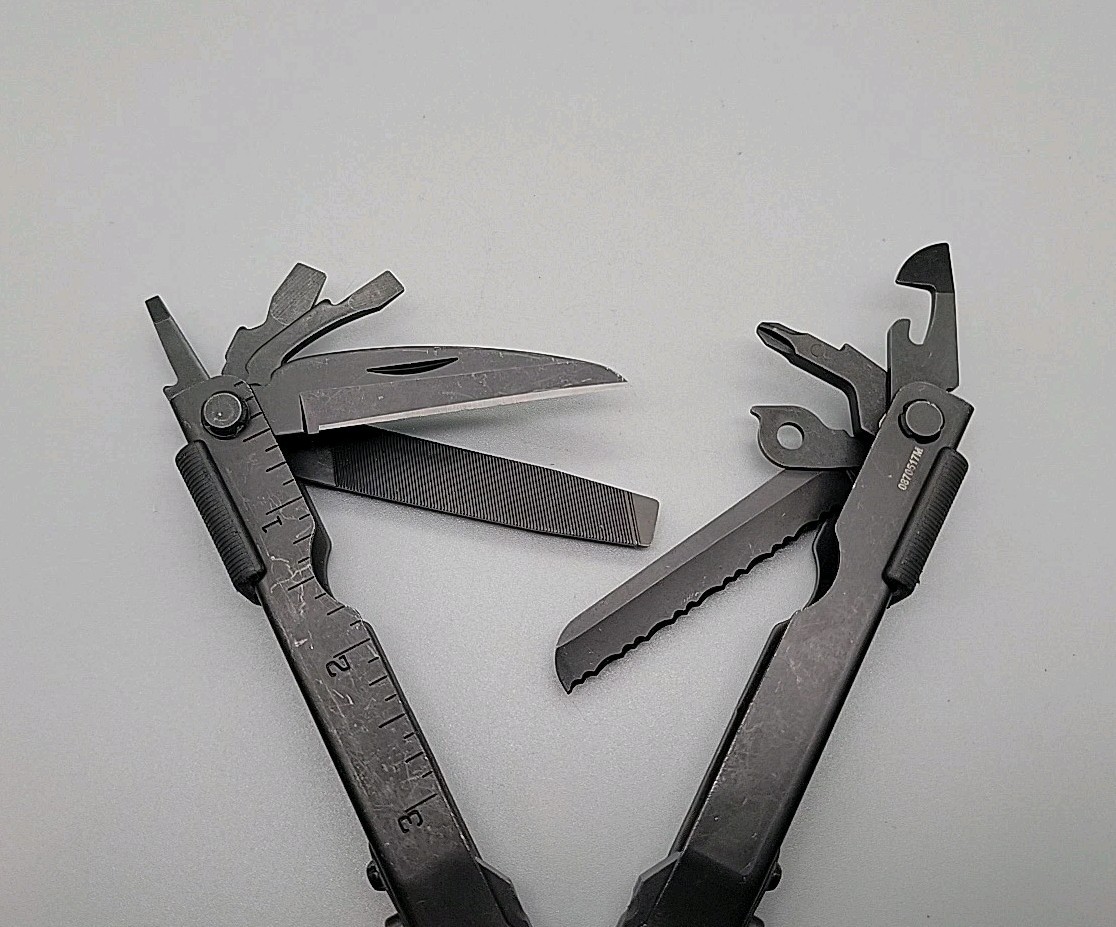 Gerber Multiplier MP600 Multi-Tool – Black – Needle Nose Carbide Cutter Pliers