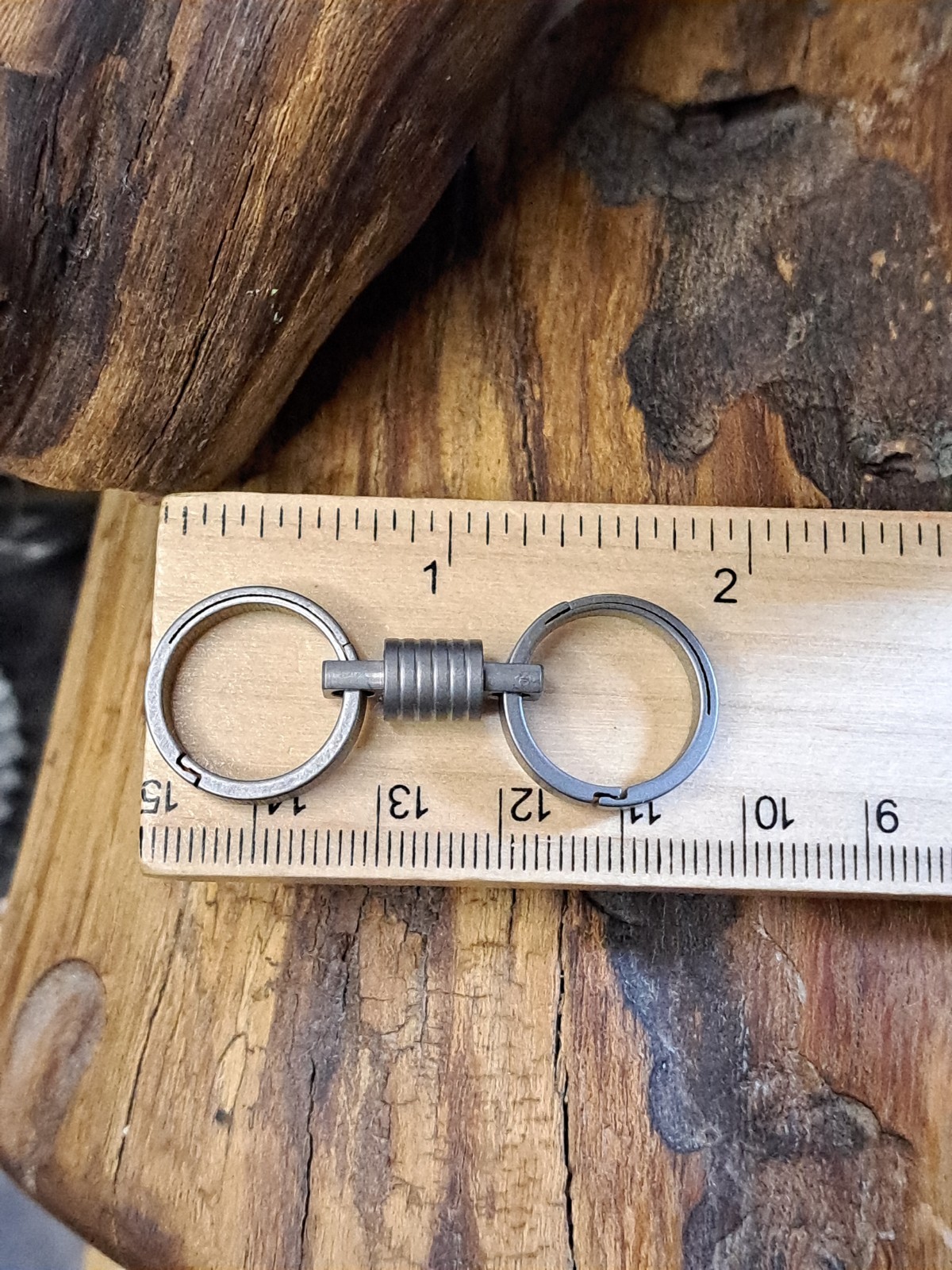 Pro Mini Series Titanium Swivel With 17.5mm Titanium Quicksnap Keyrings